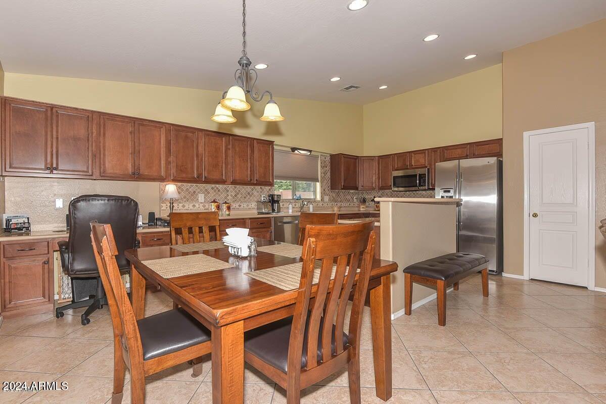 11141 N 162ND Drive