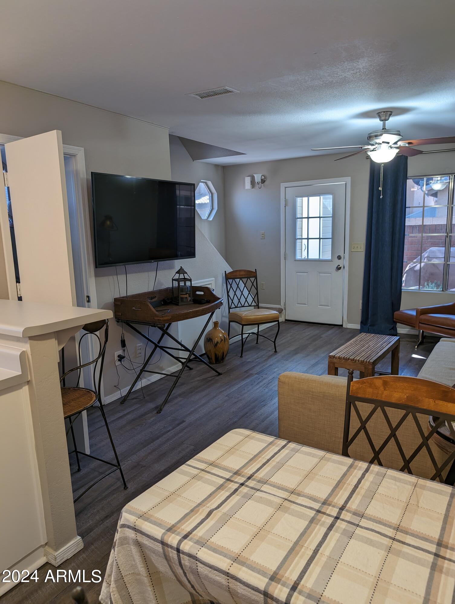 2301 E UNIVERSITY Drive # 483