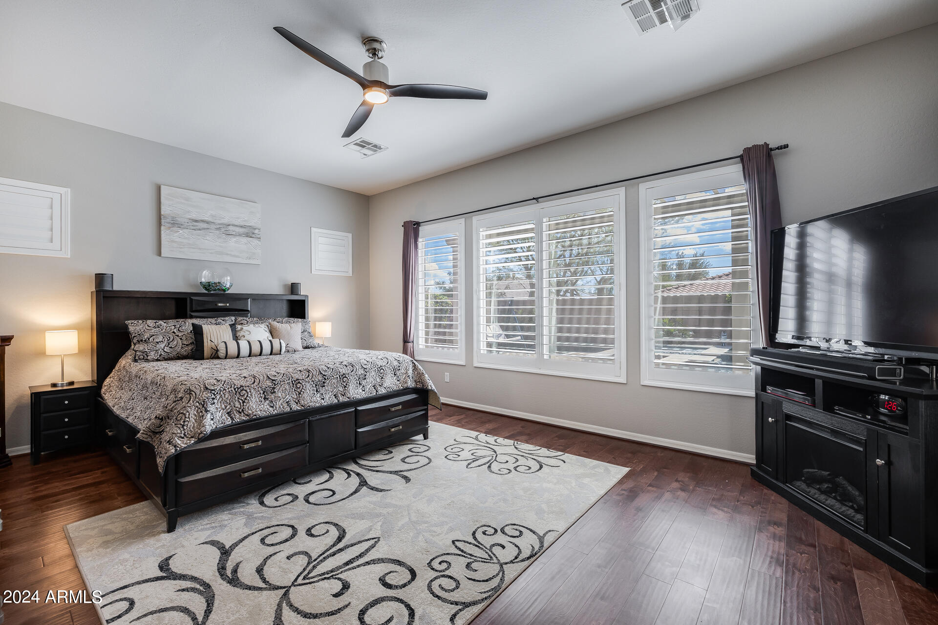 1751 W Sienna Bouquet Place