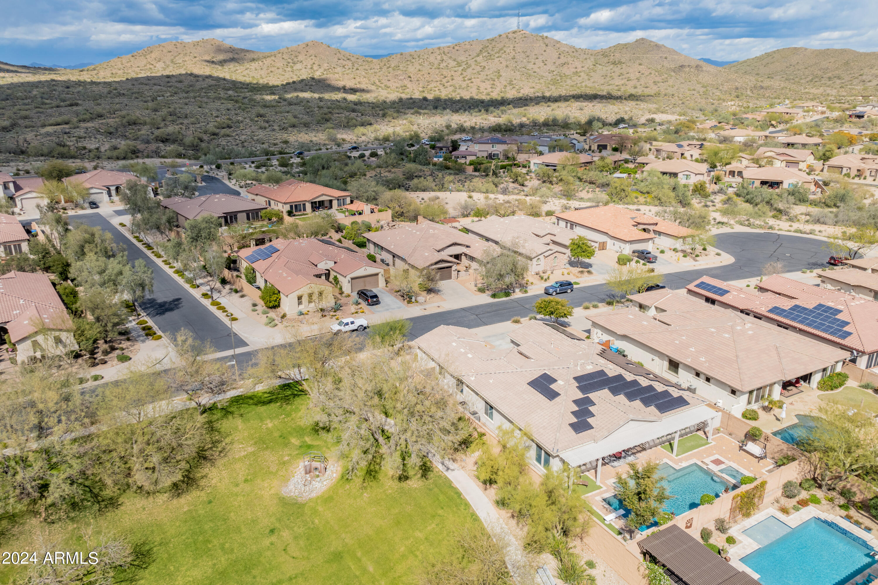 1751 W Sienna Bouquet Place