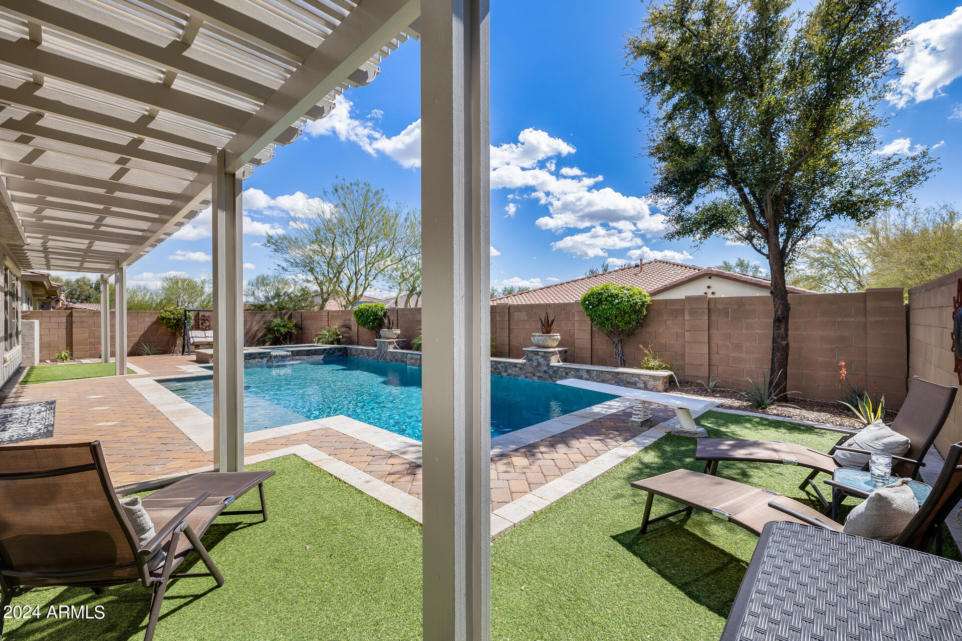 1751 W Sienna Bouquet Place