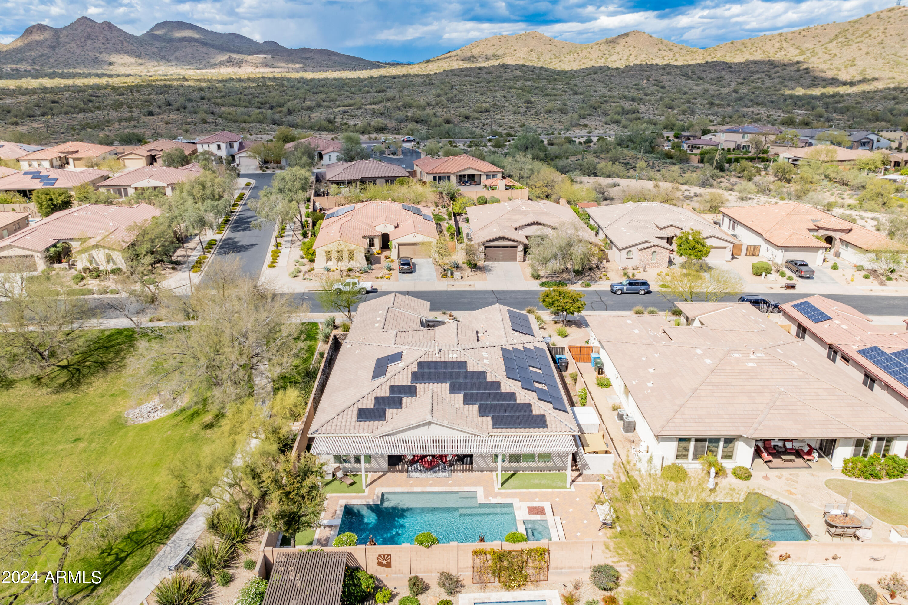 1751 W Sienna Bouquet Place
