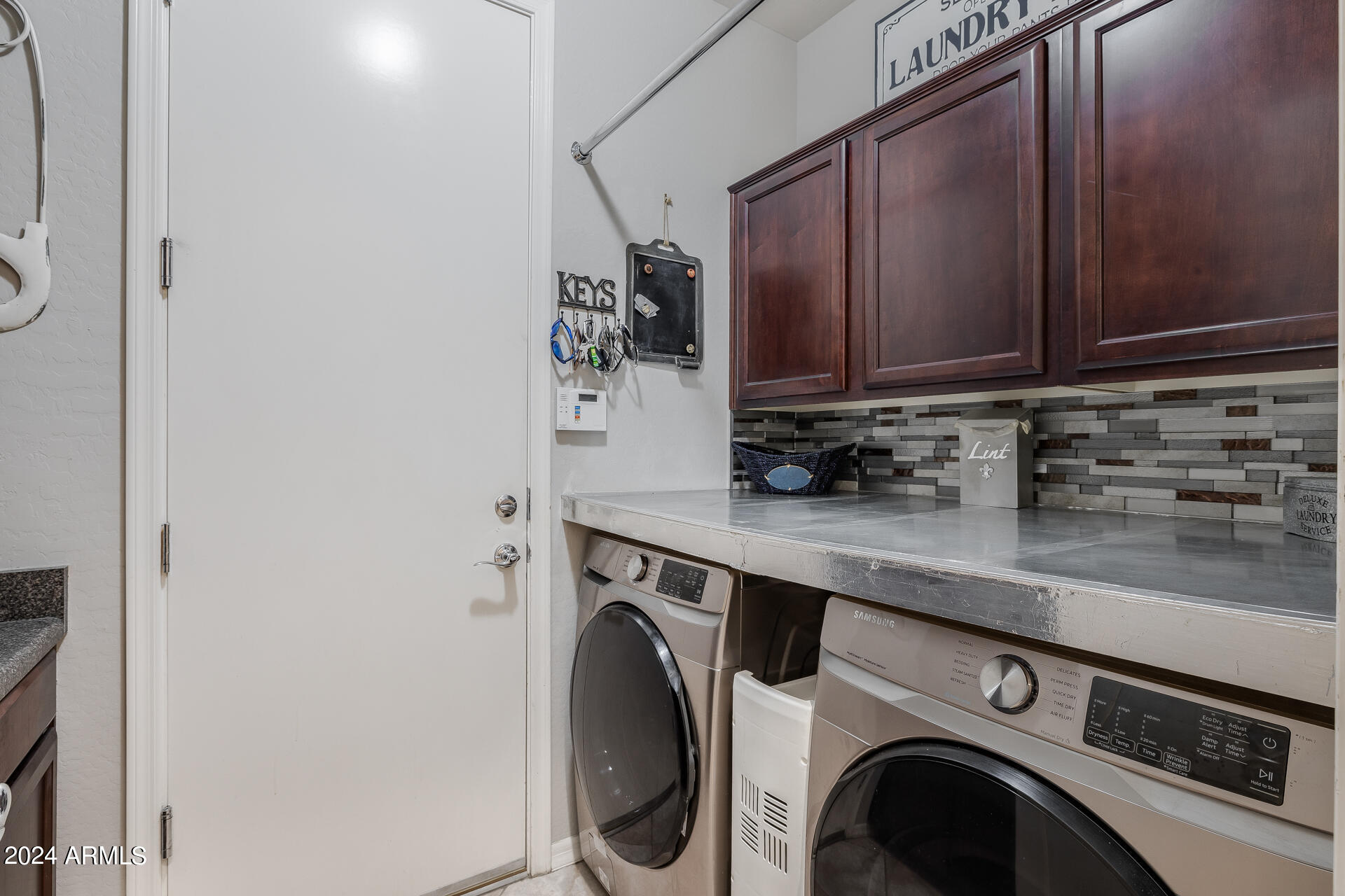 1751 W Sienna Bouquet Place
