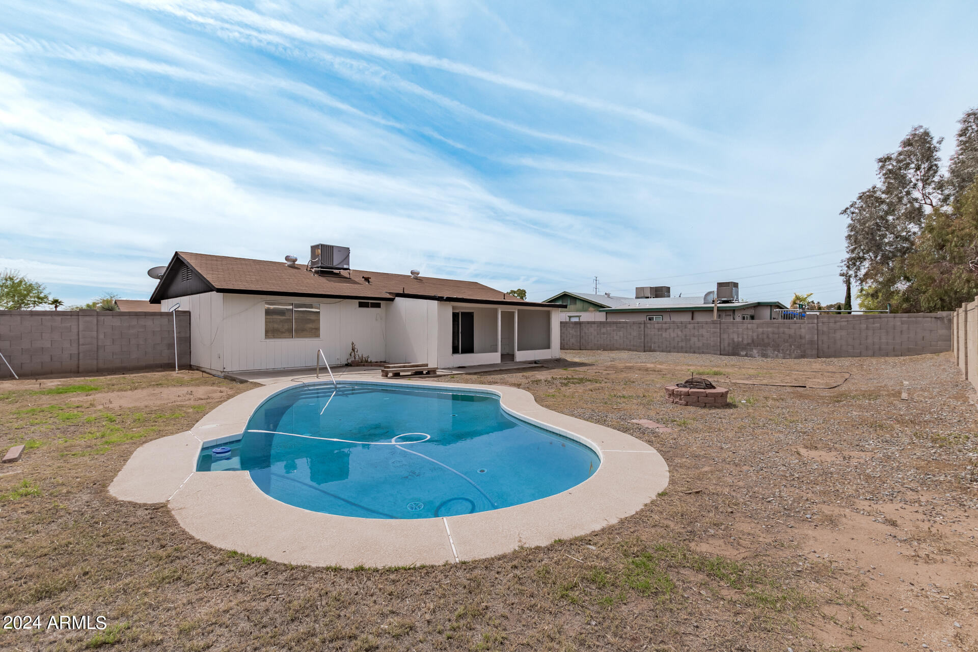 3326 W WAHALLA Lane