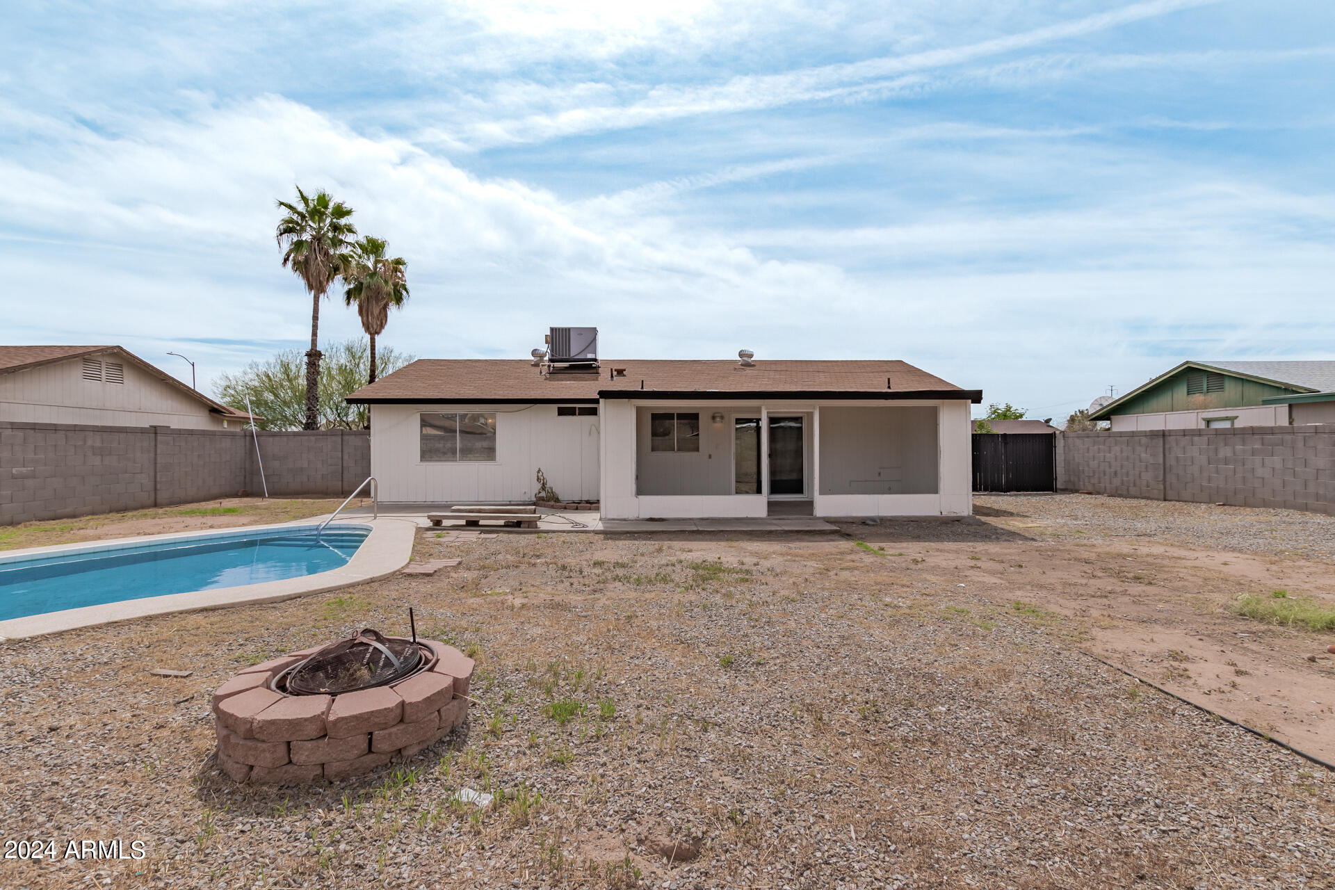 3326 W WAHALLA Lane