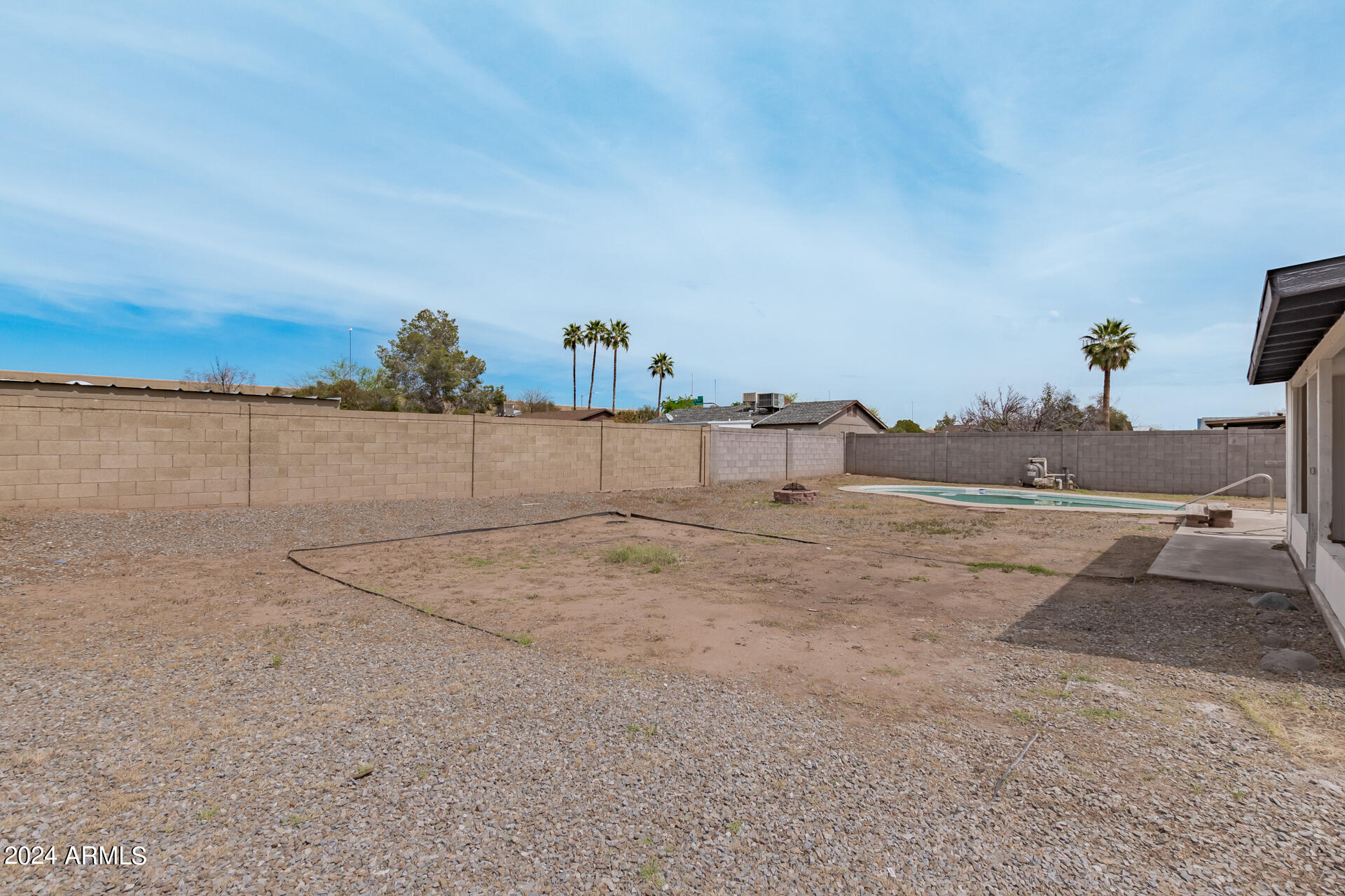 3326 W WAHALLA Lane