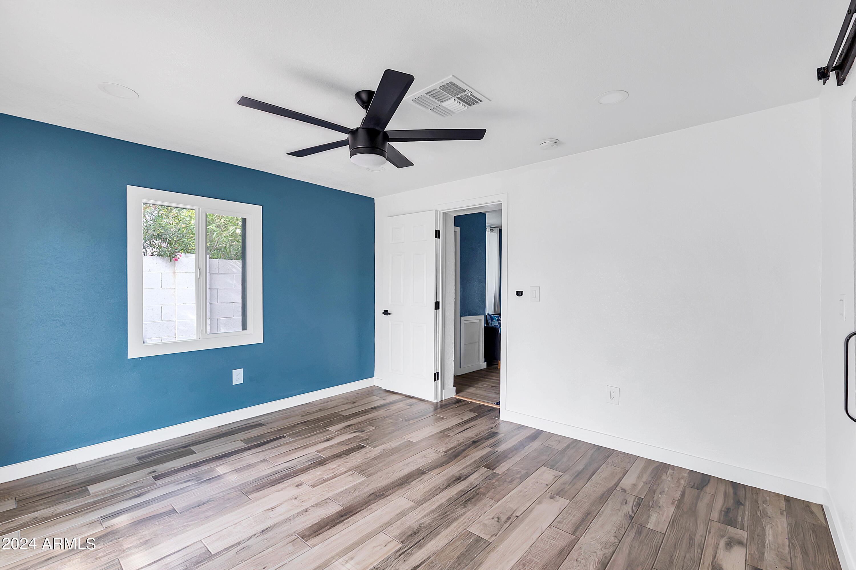 524 S MACDONALD Street