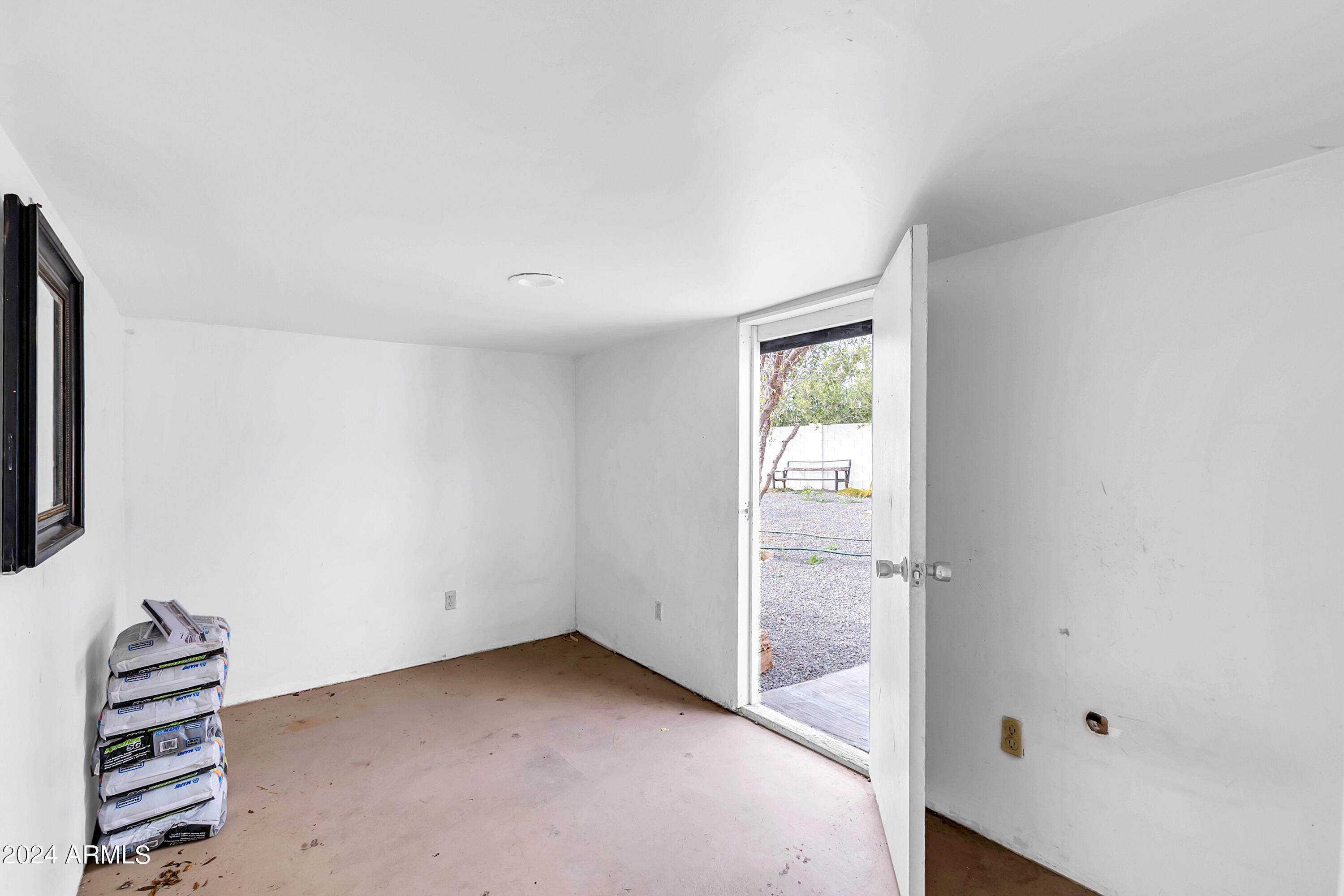 524 S MACDONALD Street