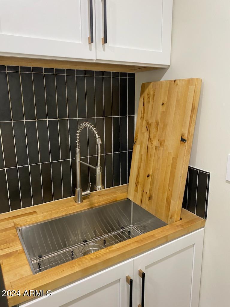 5347 E SHERIDAN Street