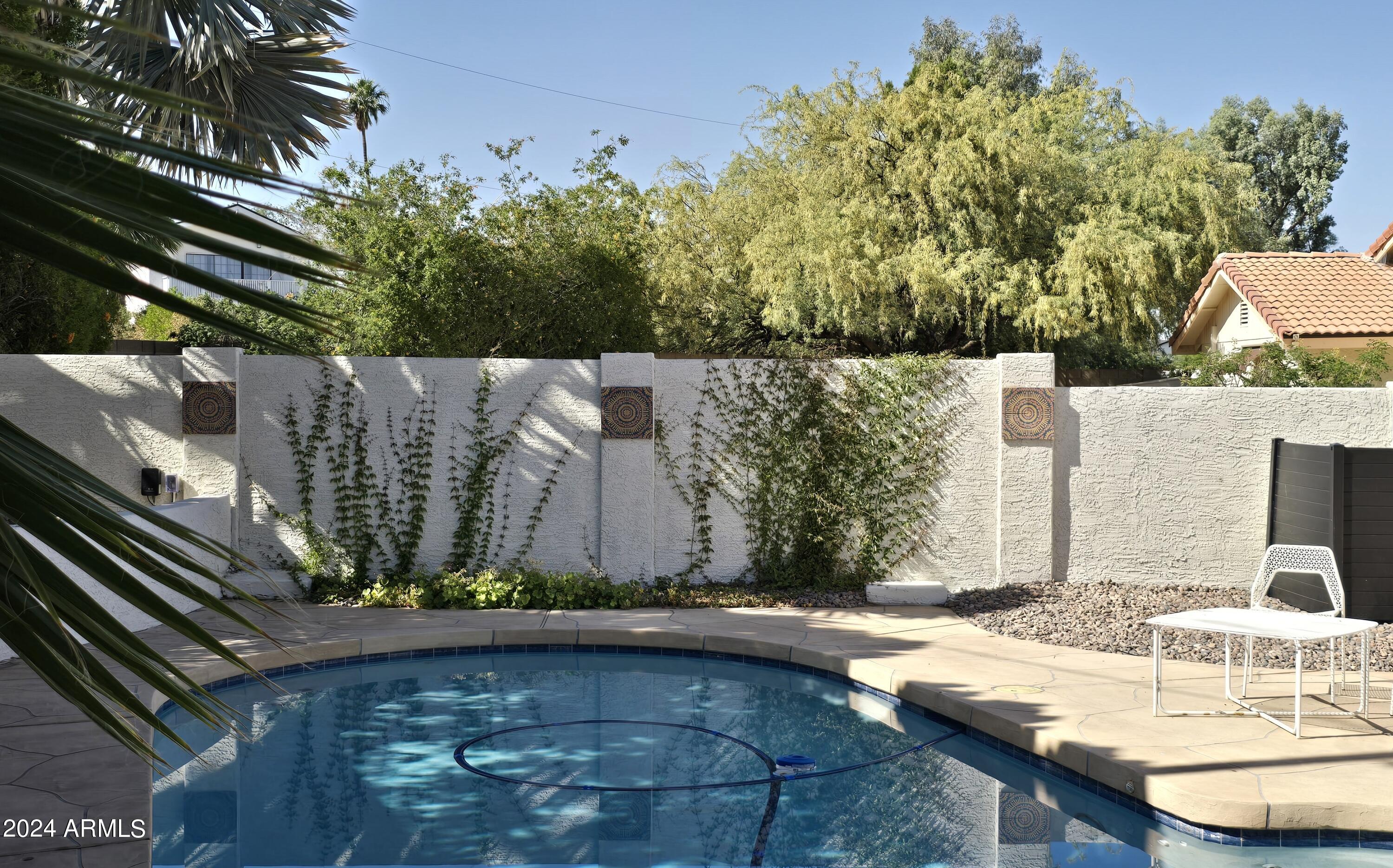 5347 E SHERIDAN Street