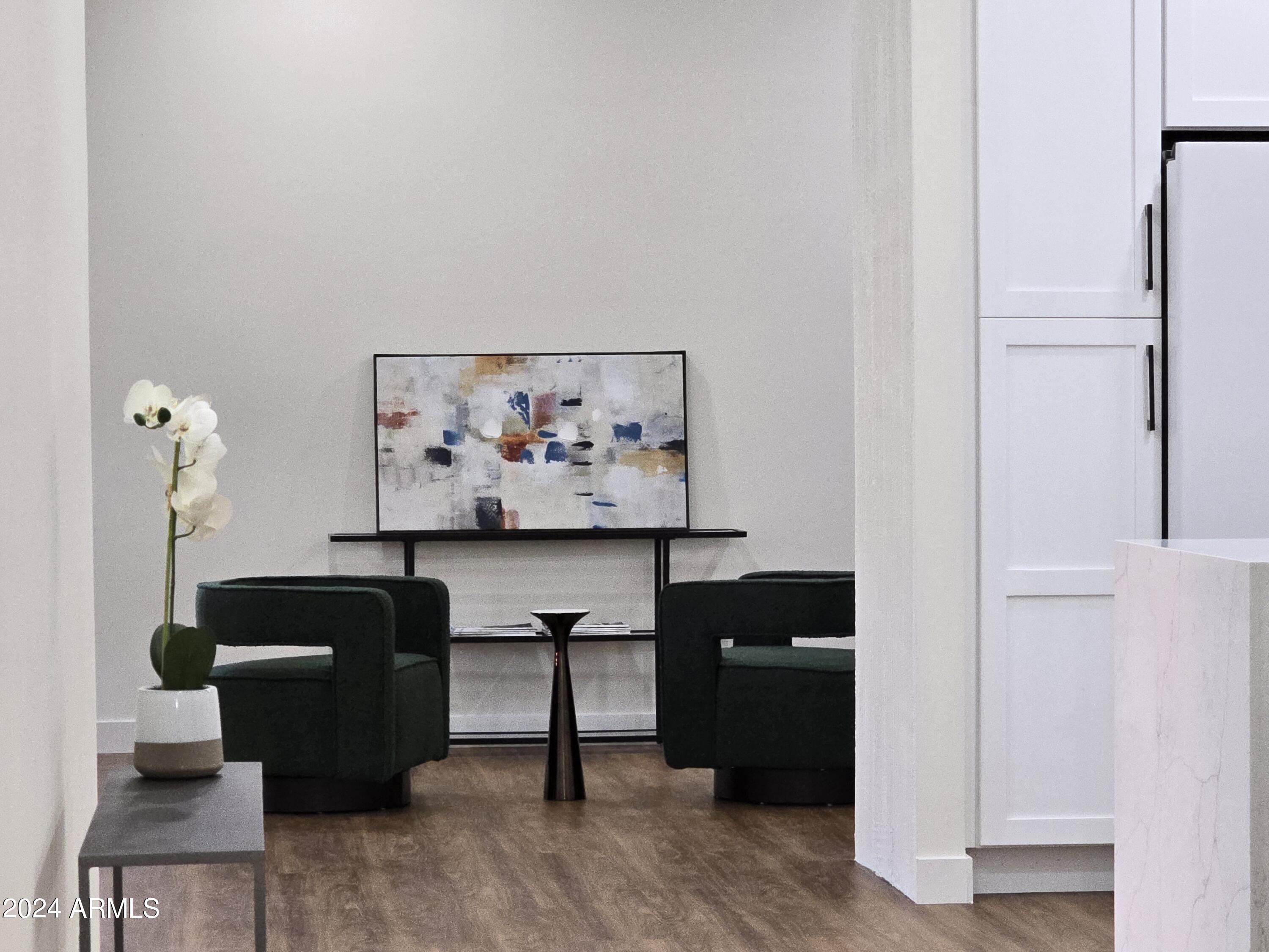 5347 E SHERIDAN Street