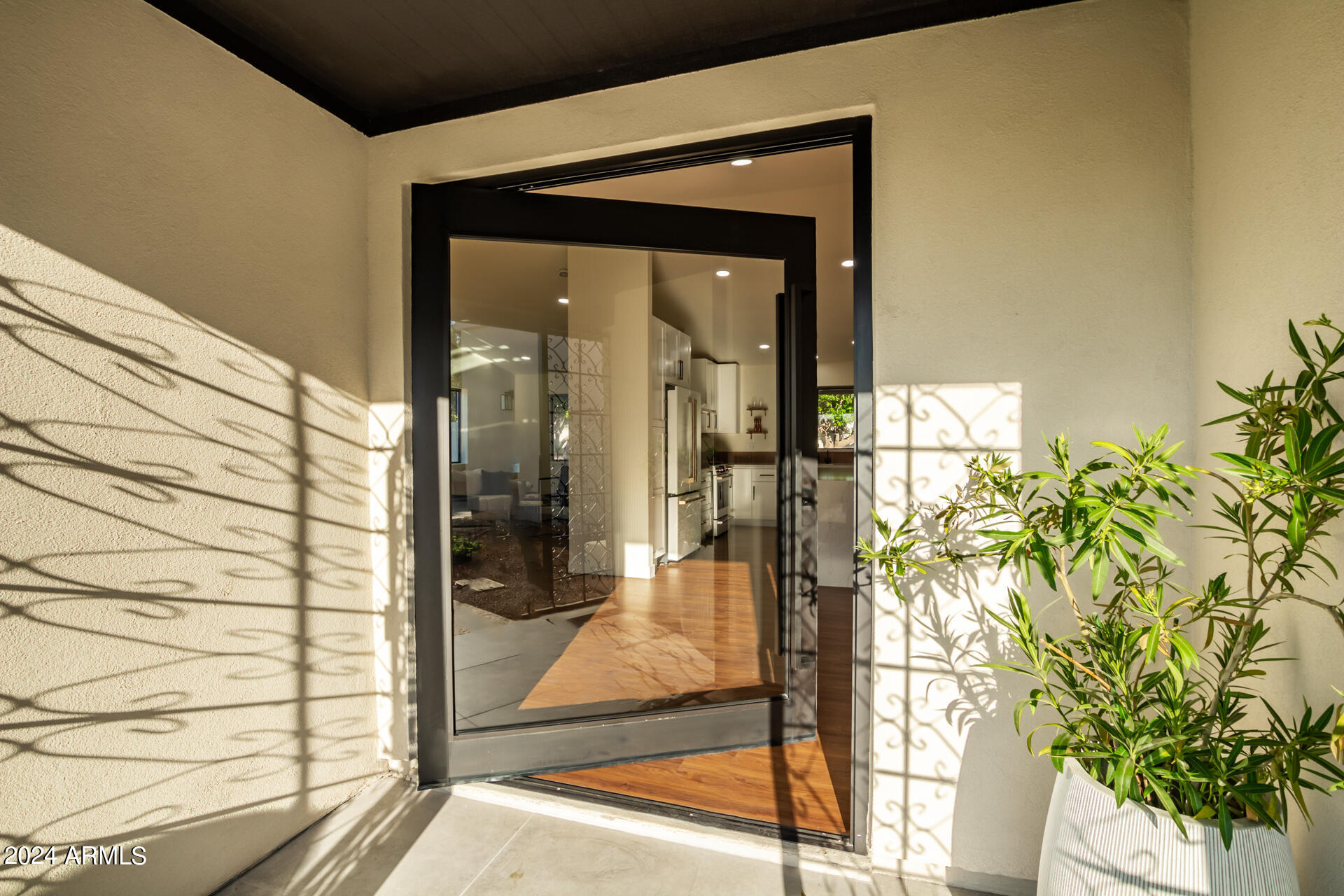 5347 E SHERIDAN Street