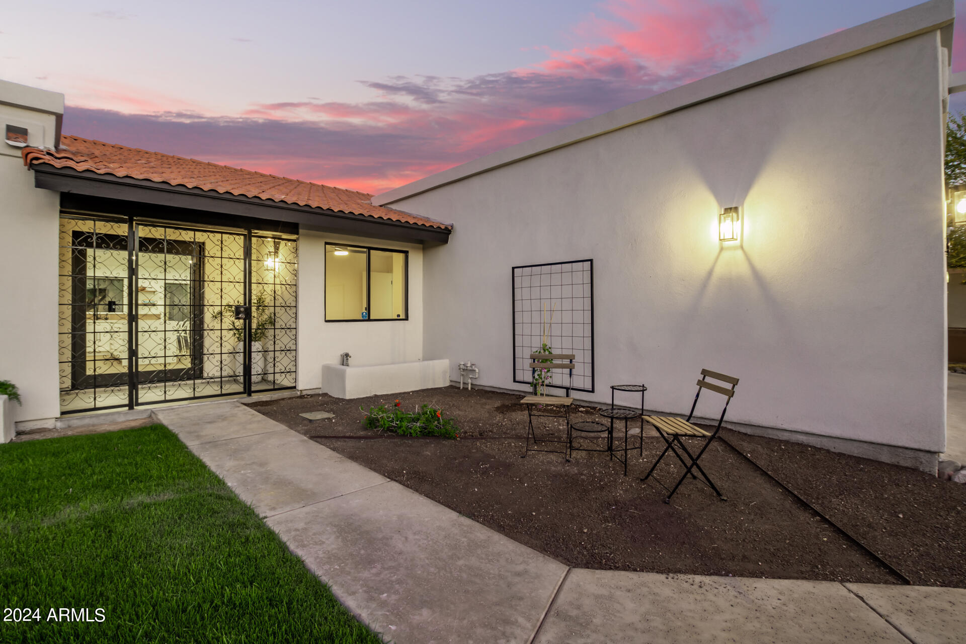 5347 E SHERIDAN Street