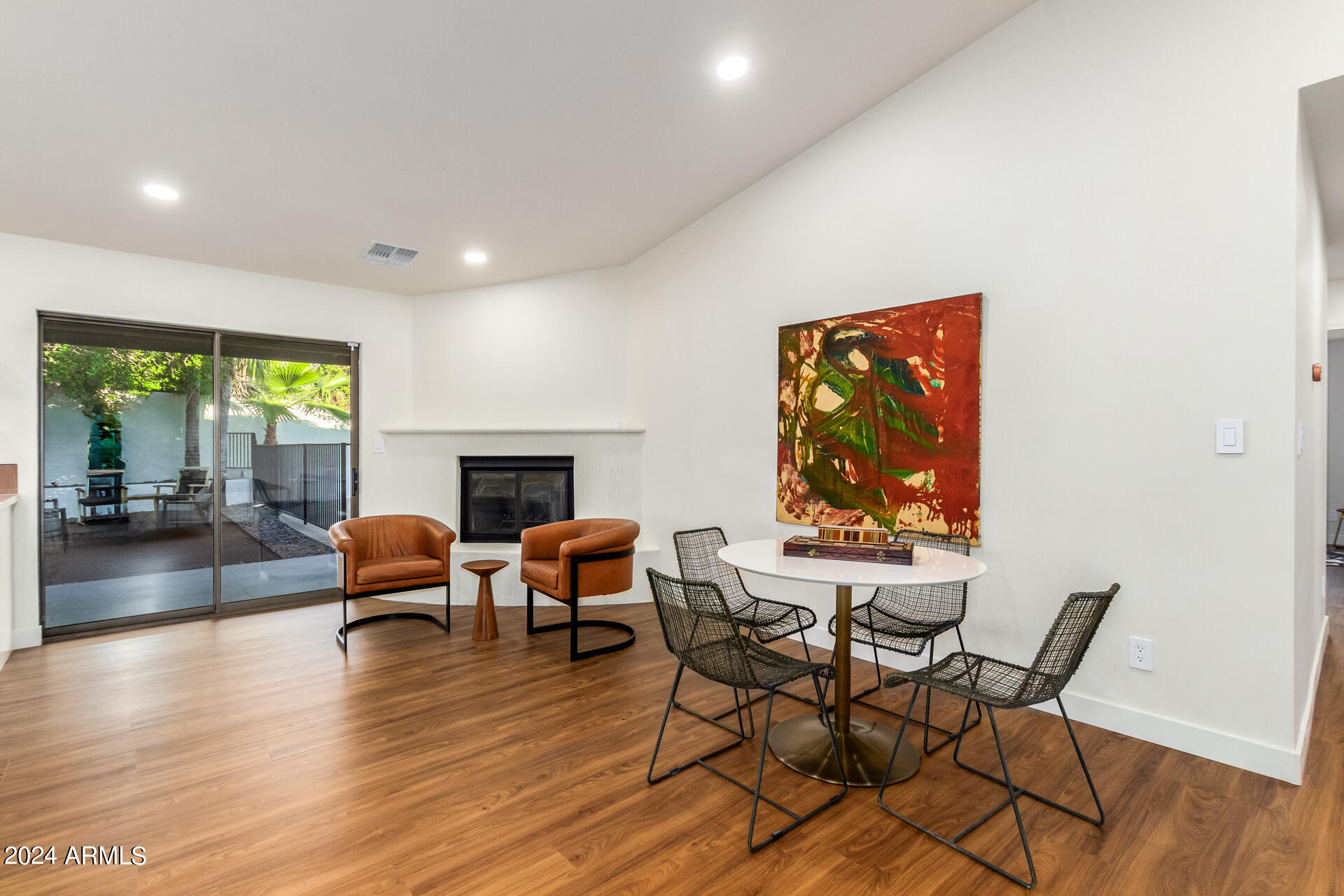 5347 E SHERIDAN Street