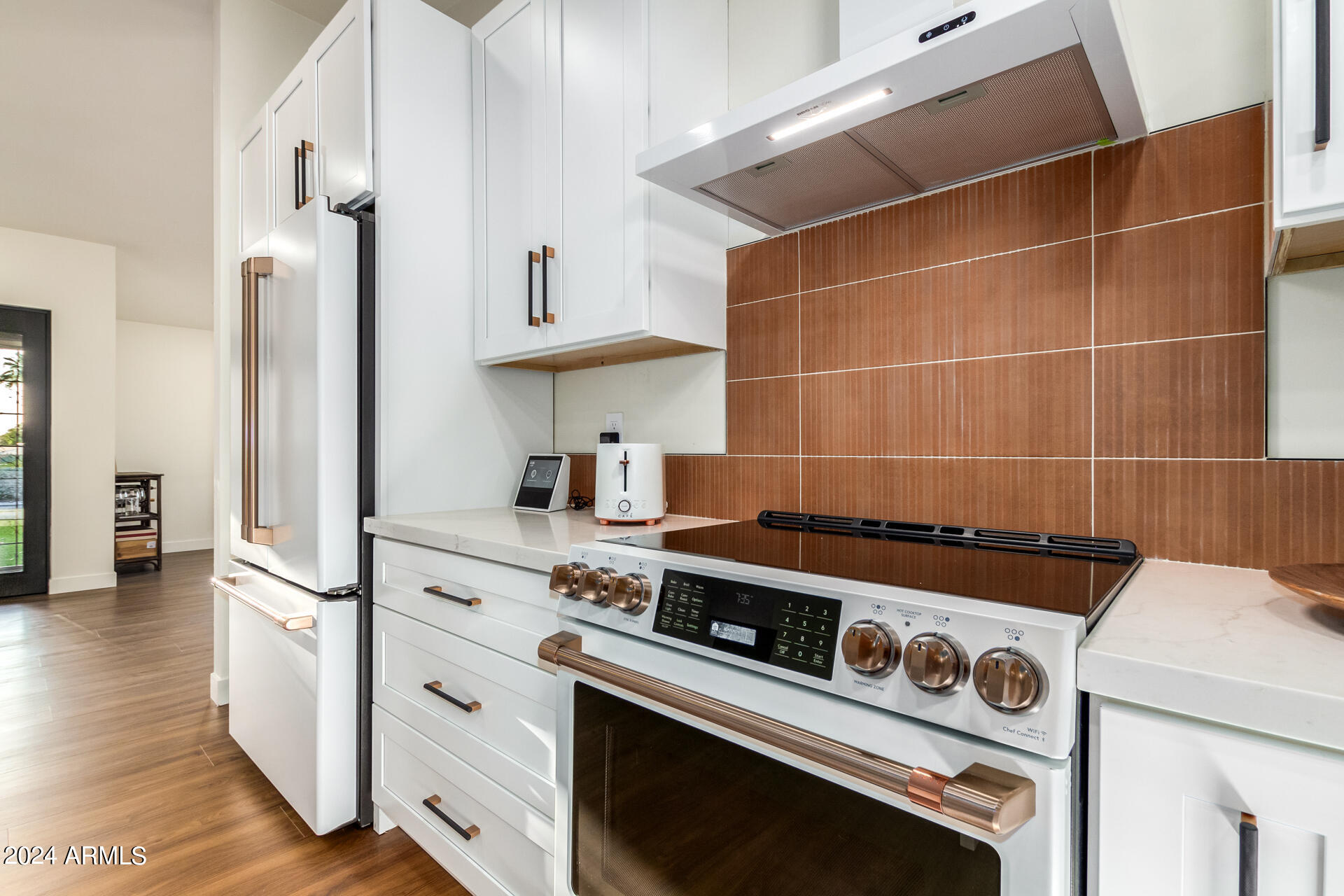 5347 E SHERIDAN Street