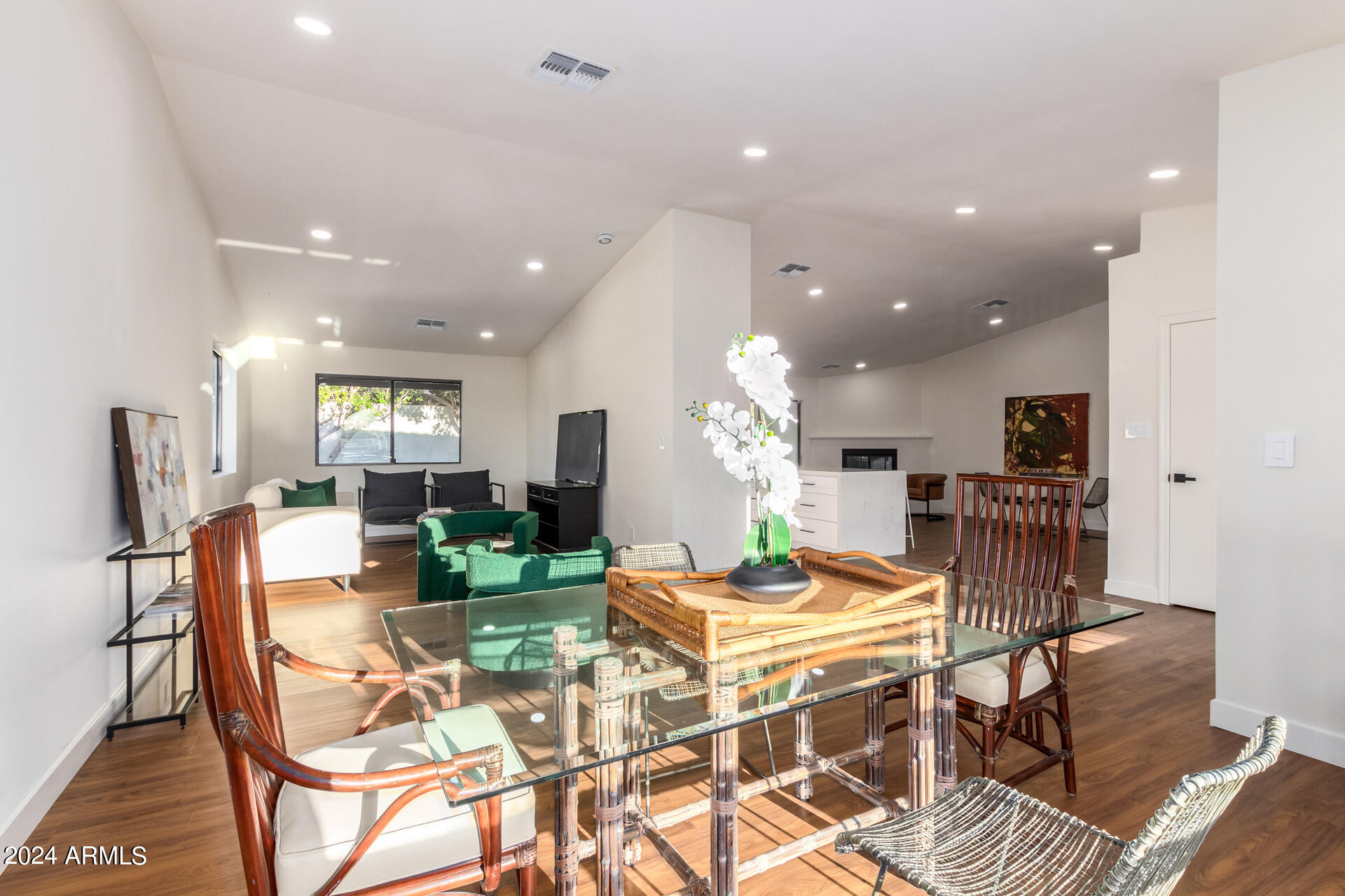 5347 E SHERIDAN Street