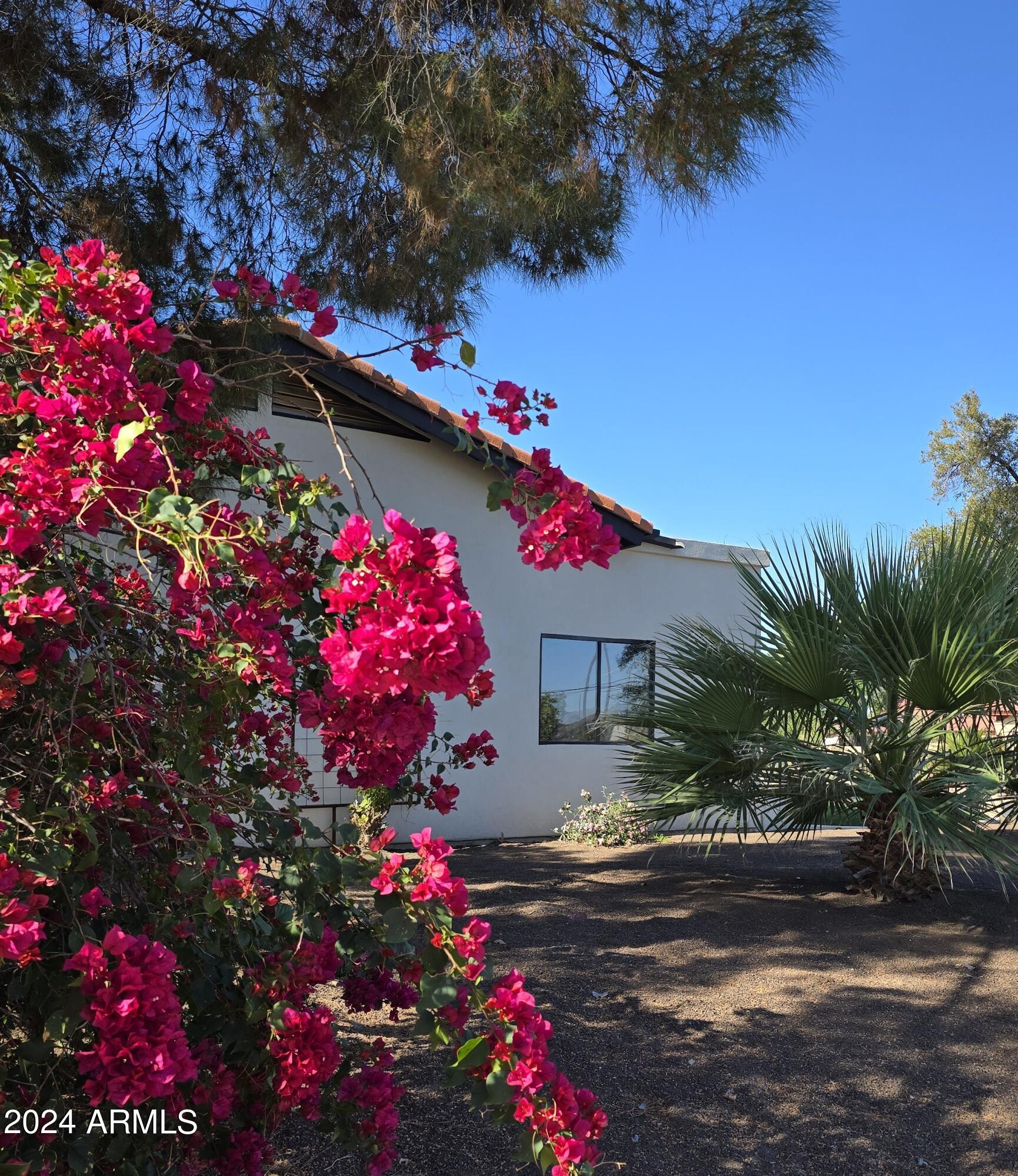 5347 E SHERIDAN Street