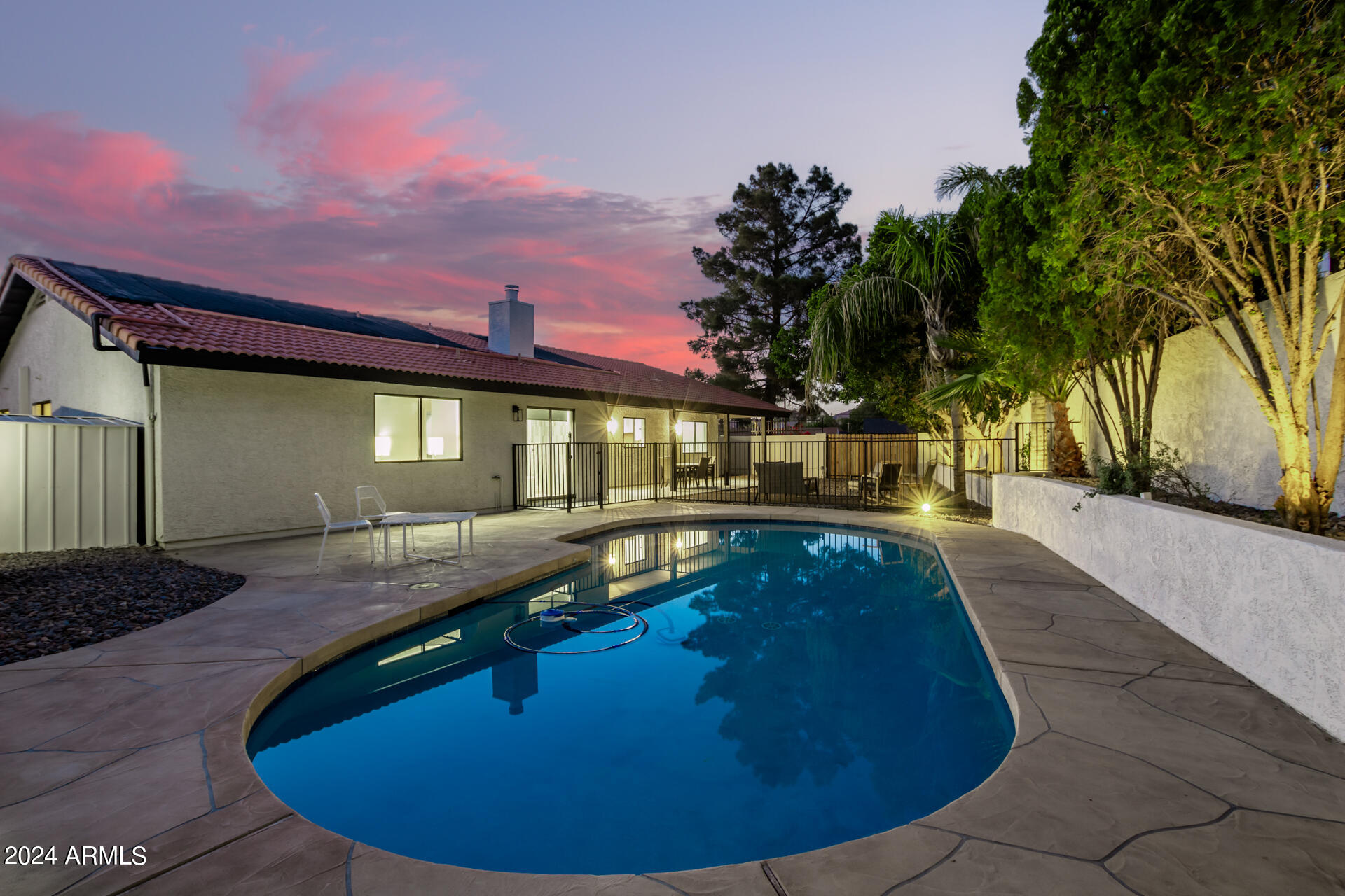 5347 E SHERIDAN Street