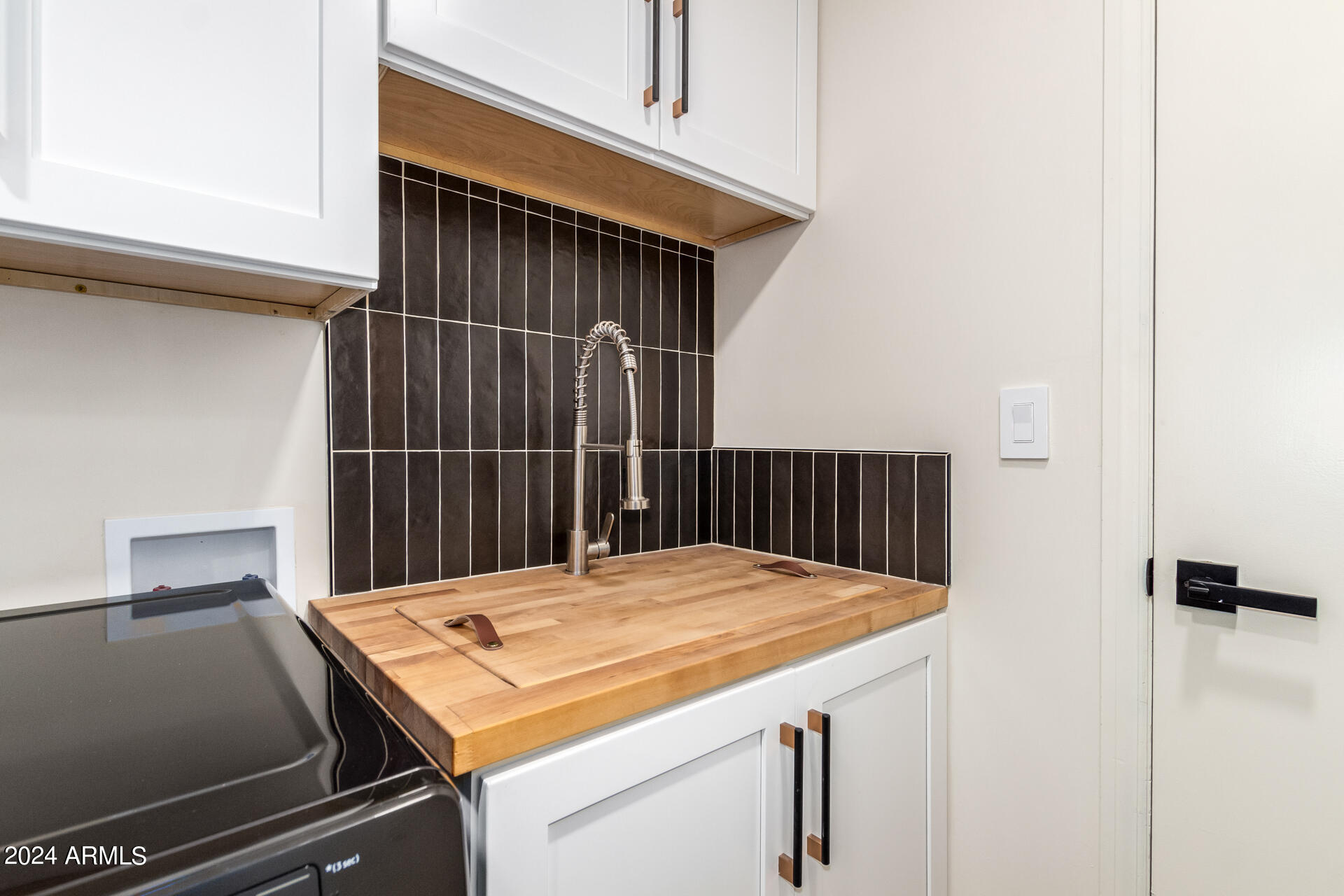 5347 E SHERIDAN Street