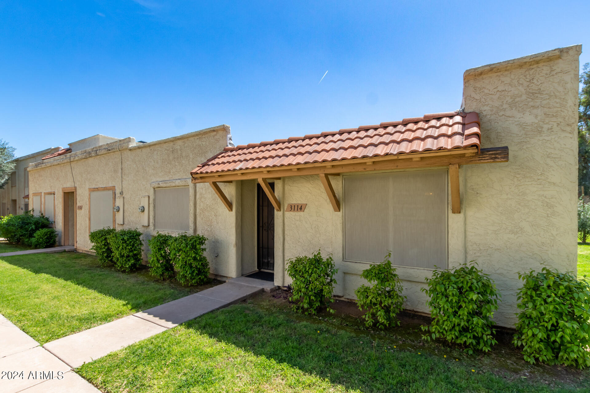 3114 W MANZANITA Drive