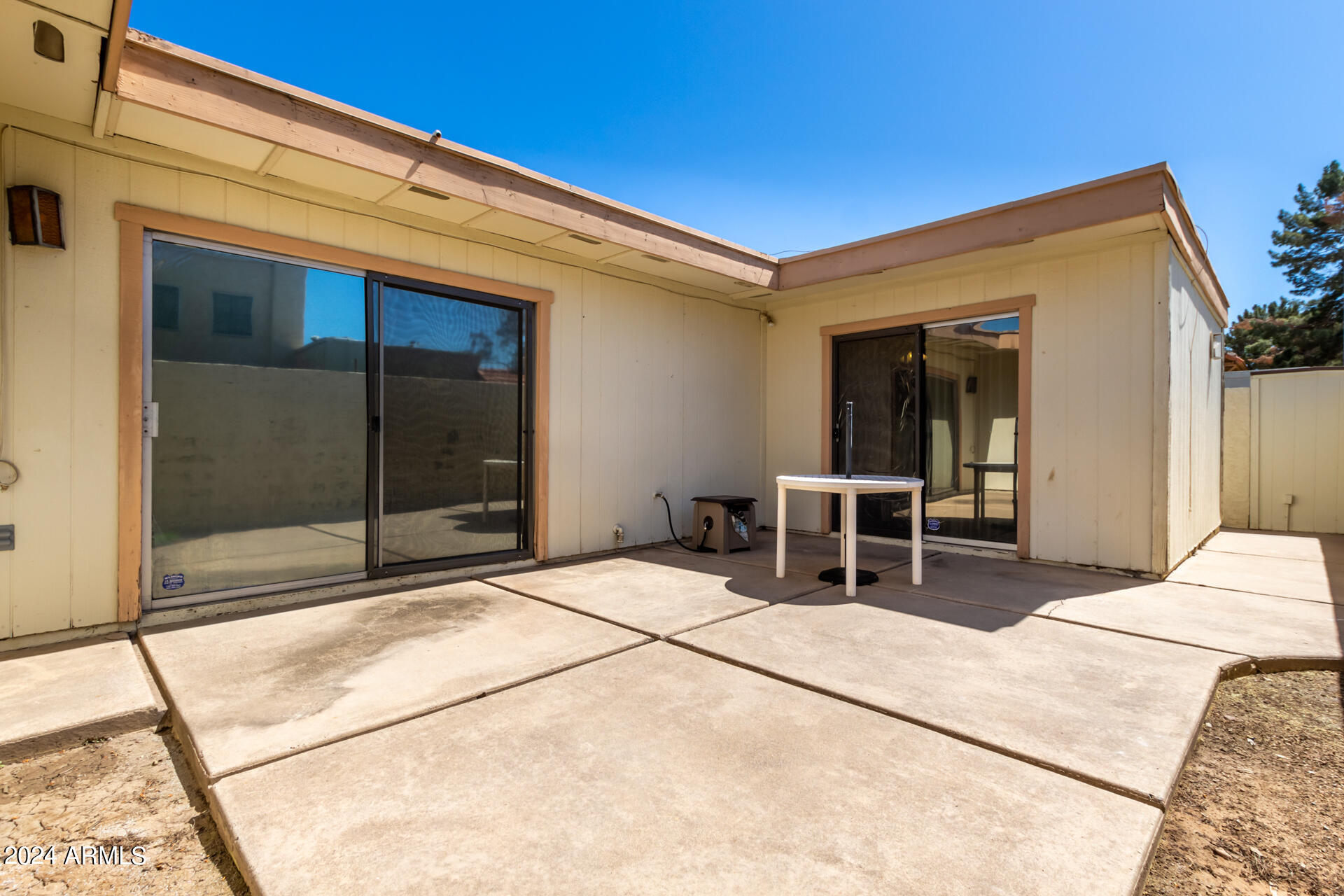 3114 W MANZANITA Drive