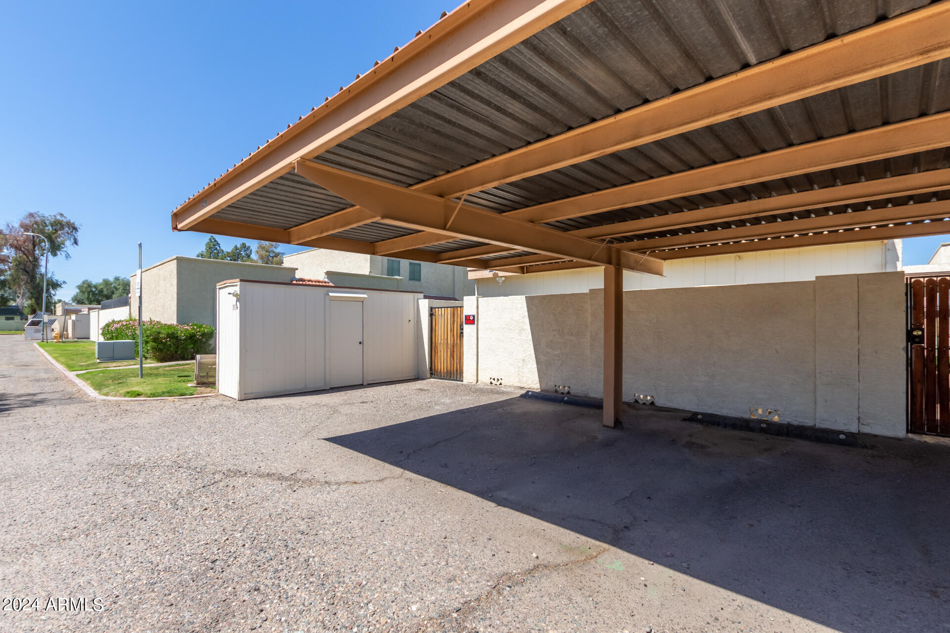 3114 W MANZANITA Drive