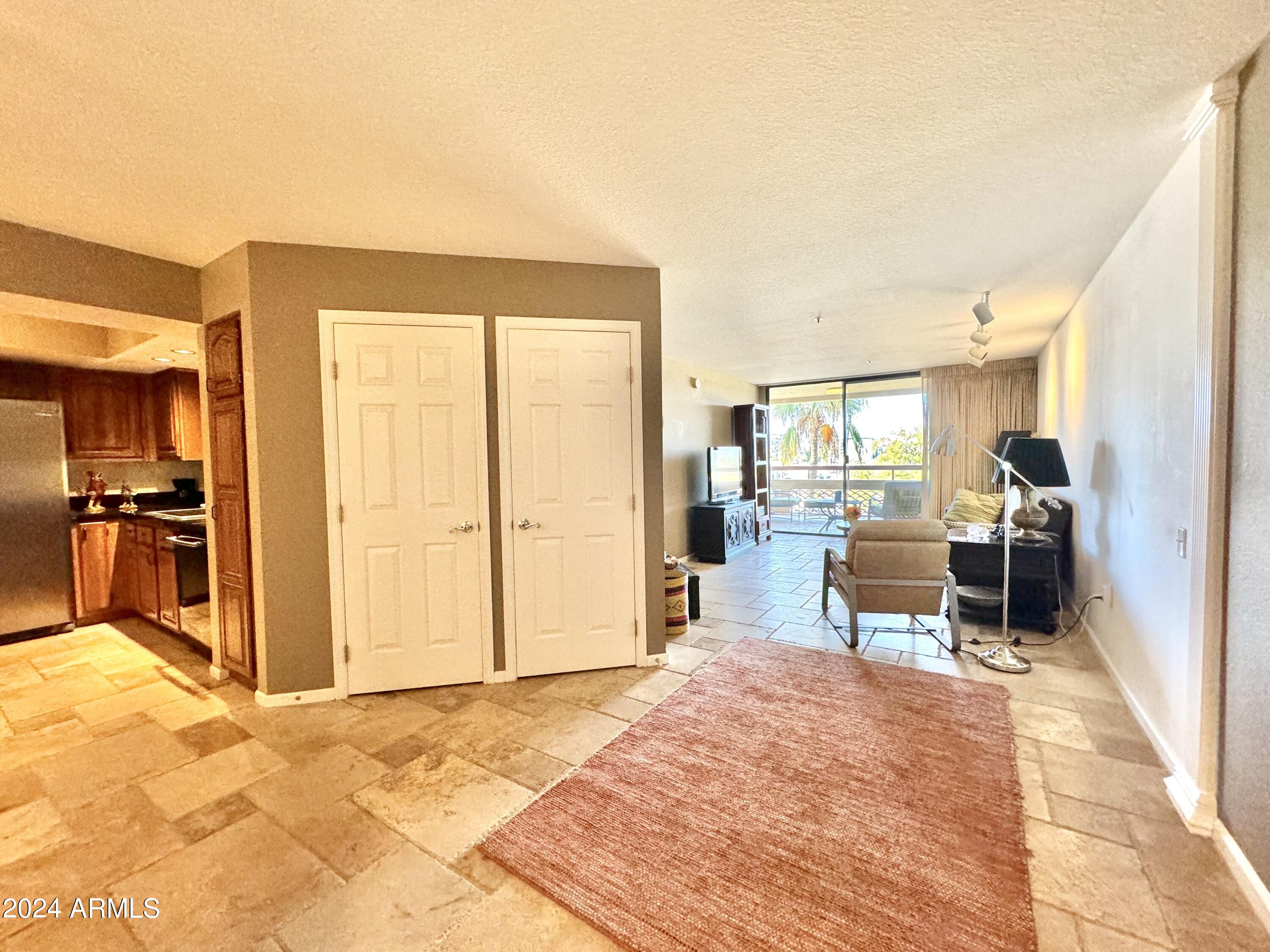 4200 N MILLER Road # 506