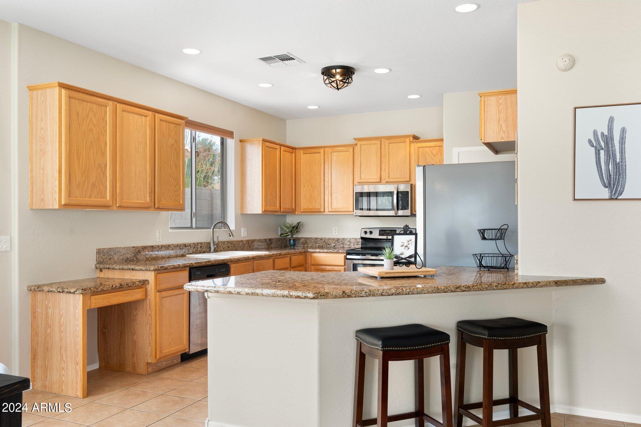 7640 E GLOBEMALLOW Lane