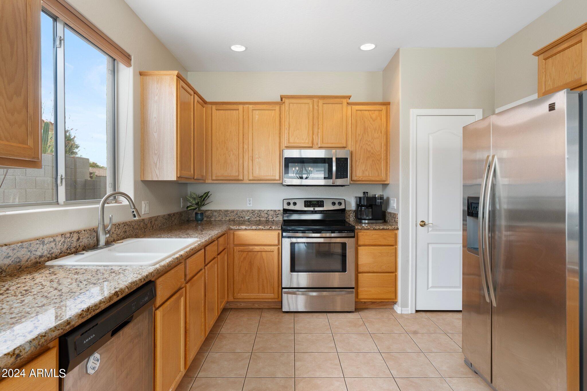 7640 E GLOBEMALLOW Lane