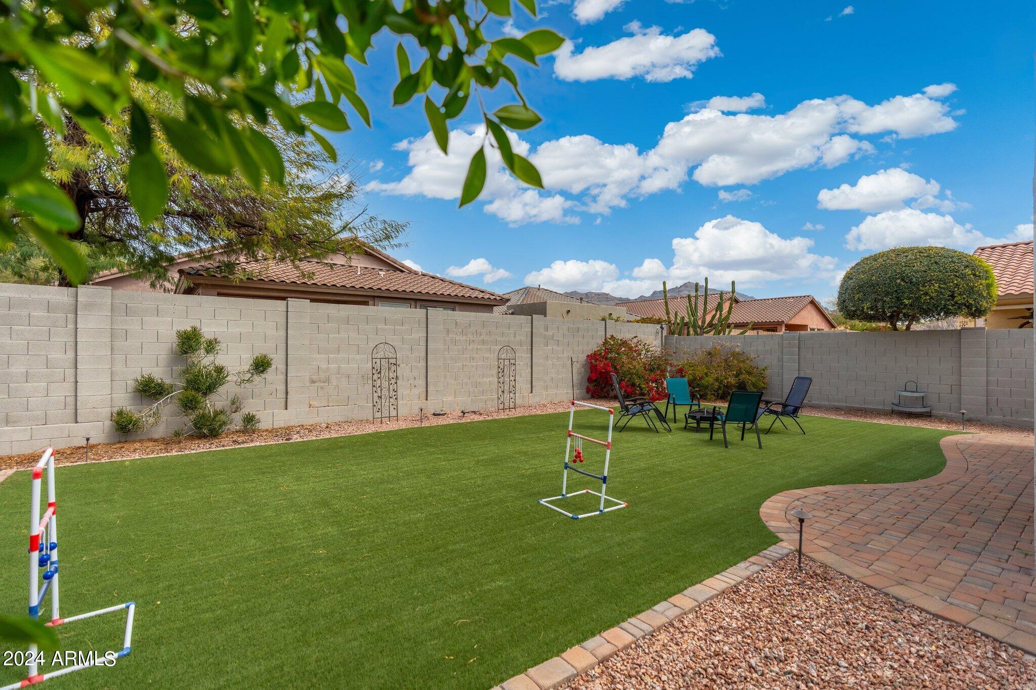 7640 E GLOBEMALLOW Lane