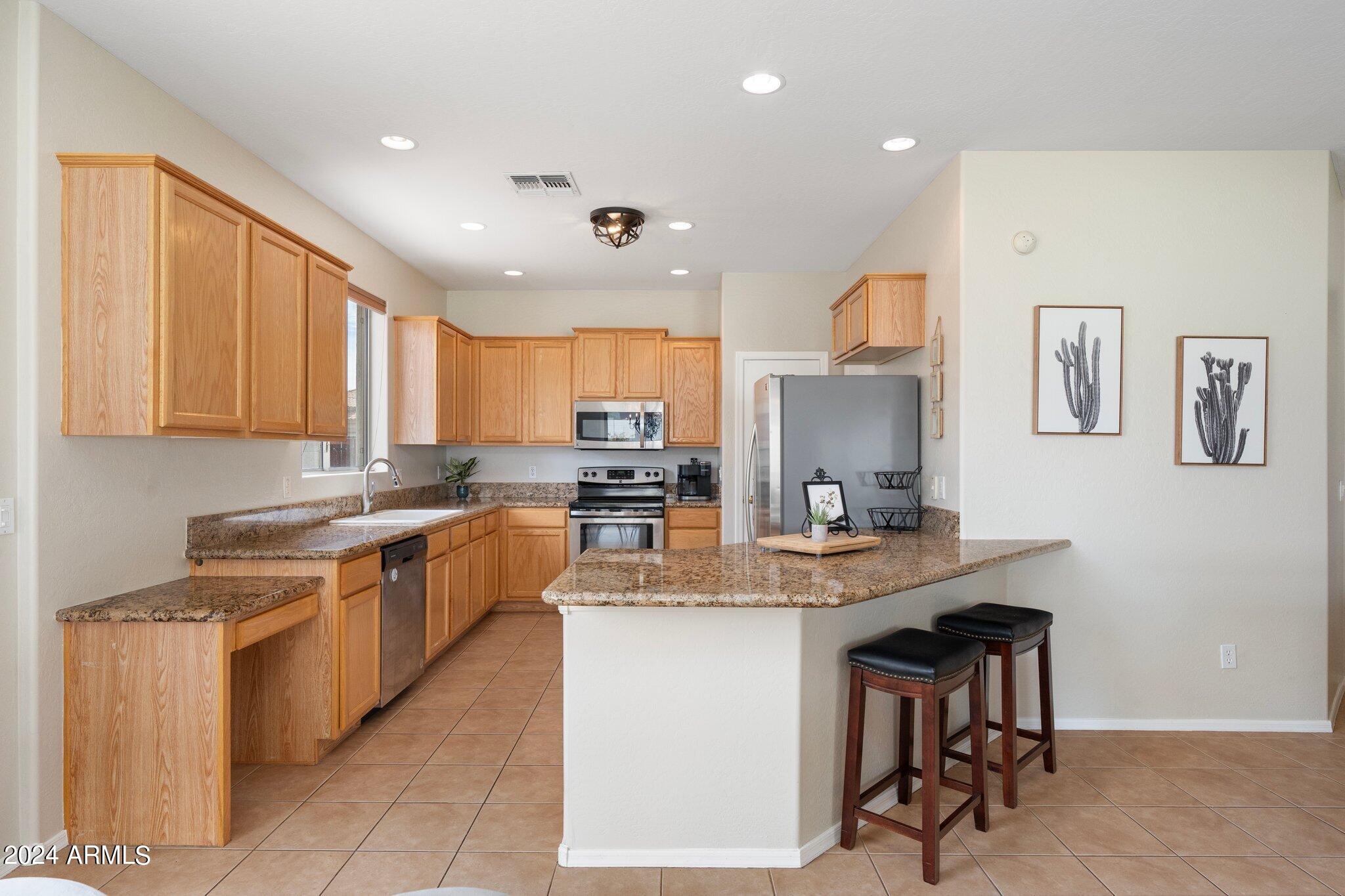 7640 E GLOBEMALLOW Lane