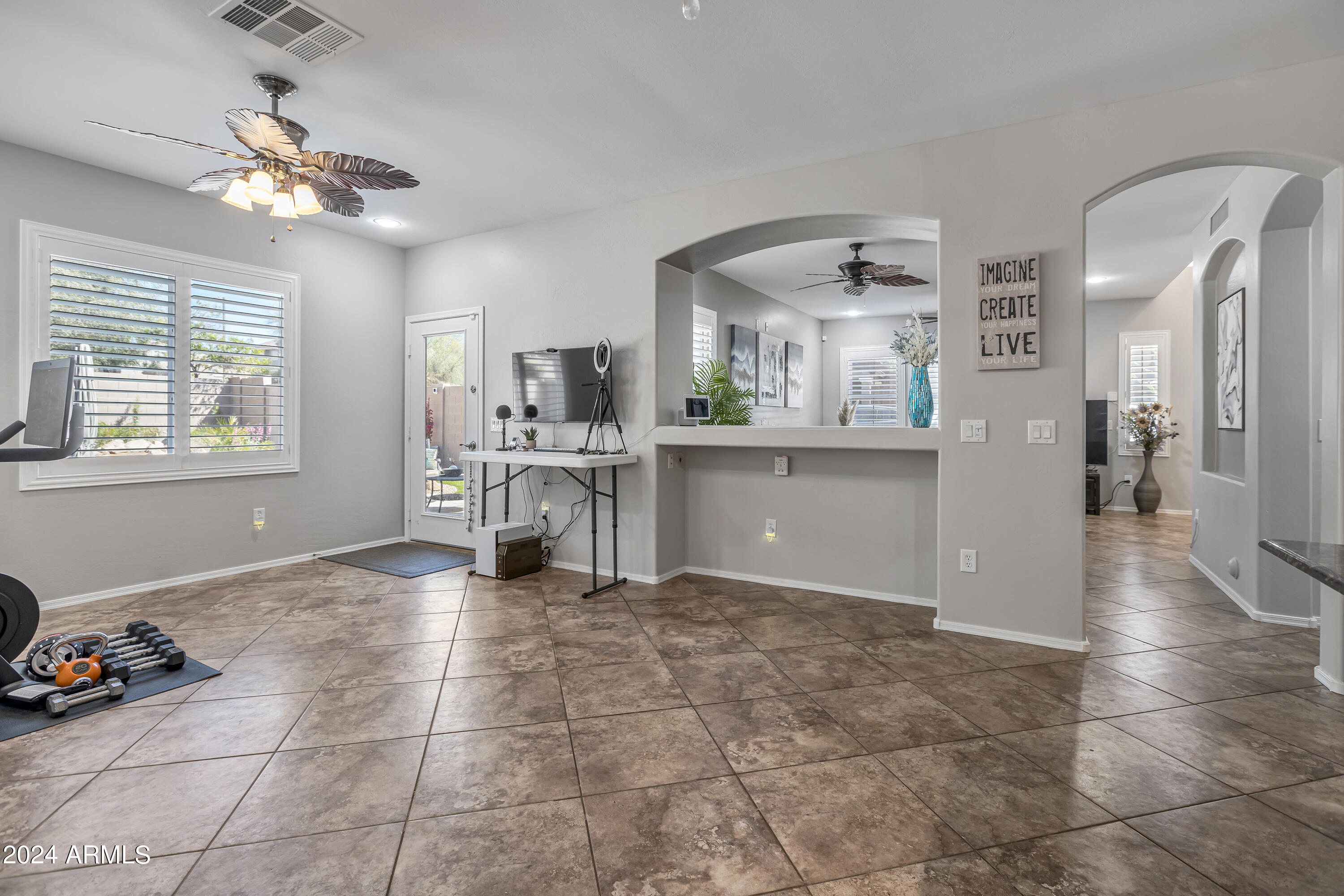 3004 W PERDIDO Way