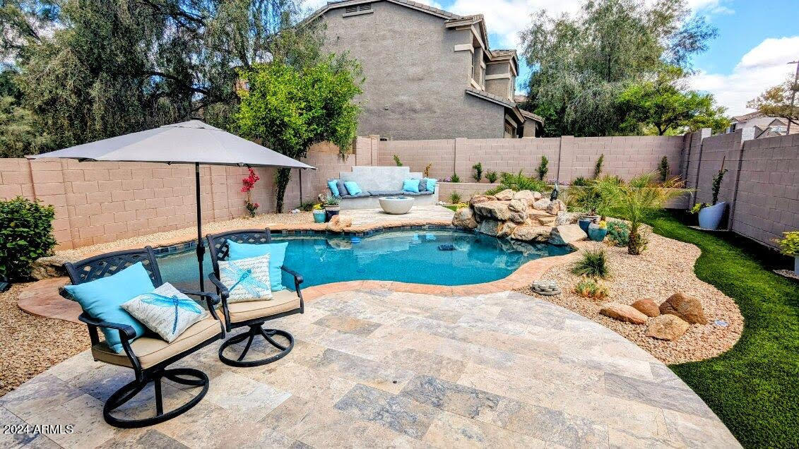 3004 W PERDIDO Way