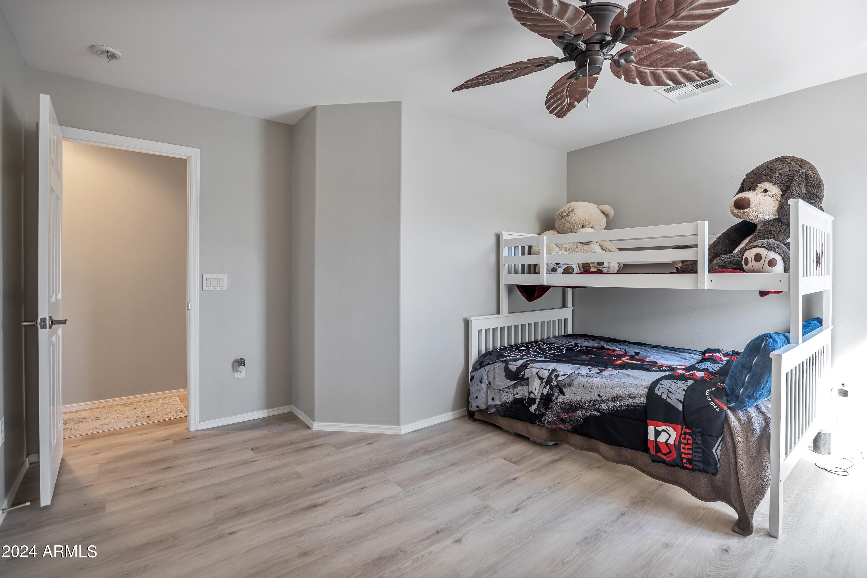 3004 W PERDIDO Way