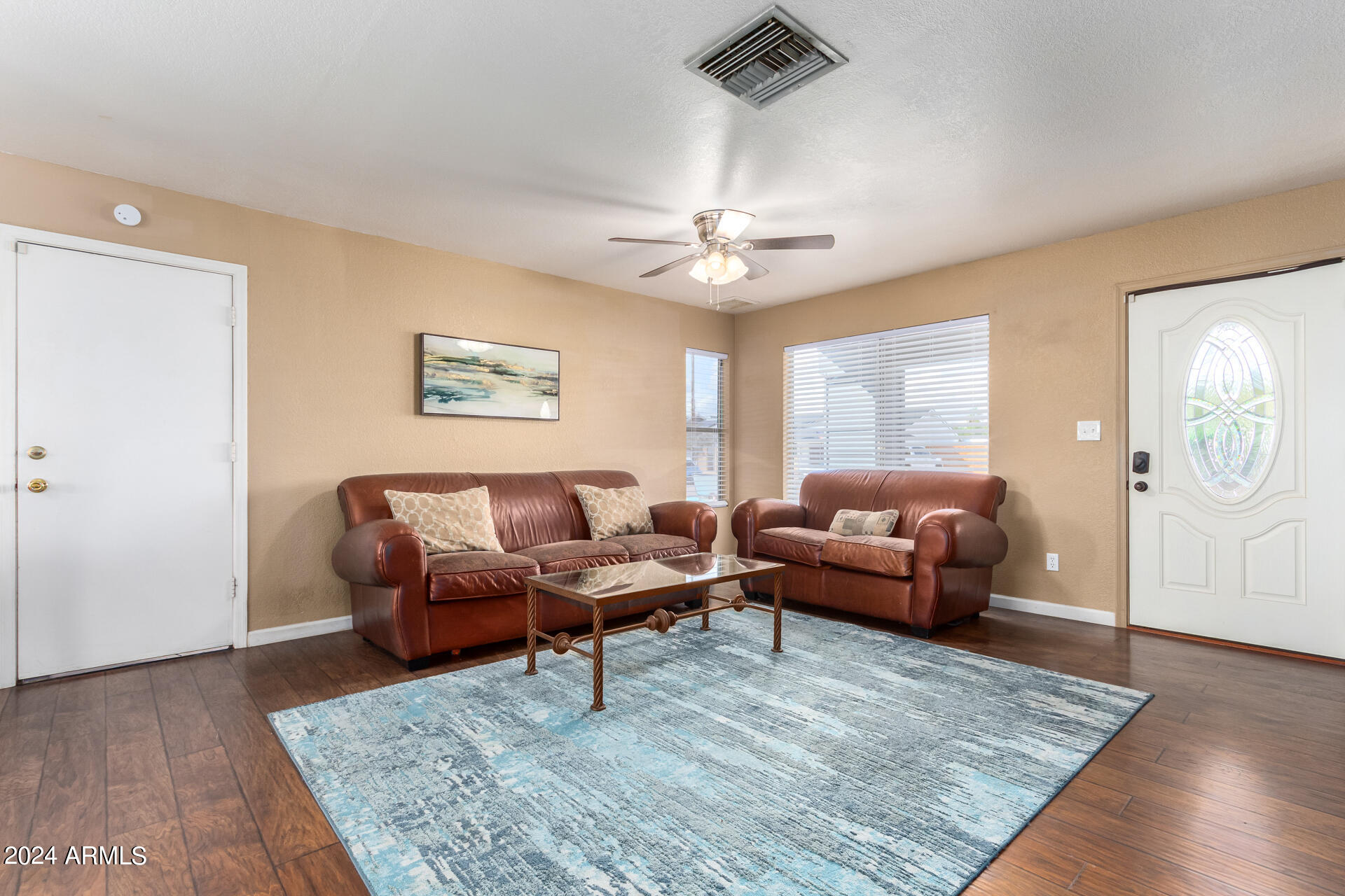 1311 W TONOPAH Drive