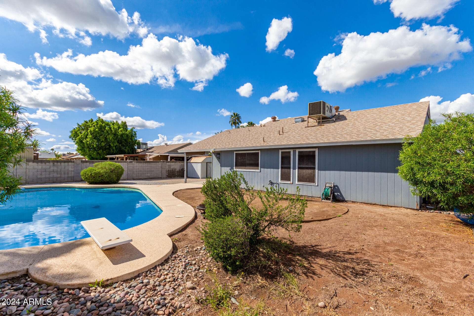 1311 W TONOPAH Drive