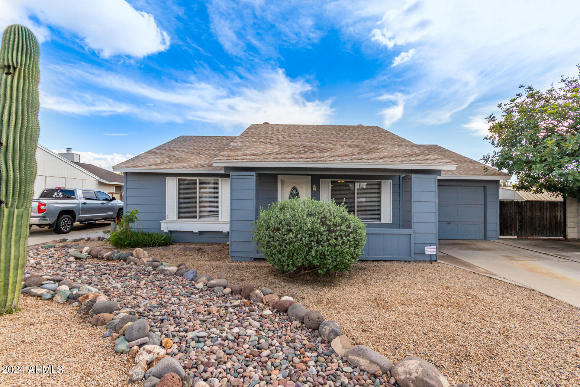 1311 W TONOPAH Drive