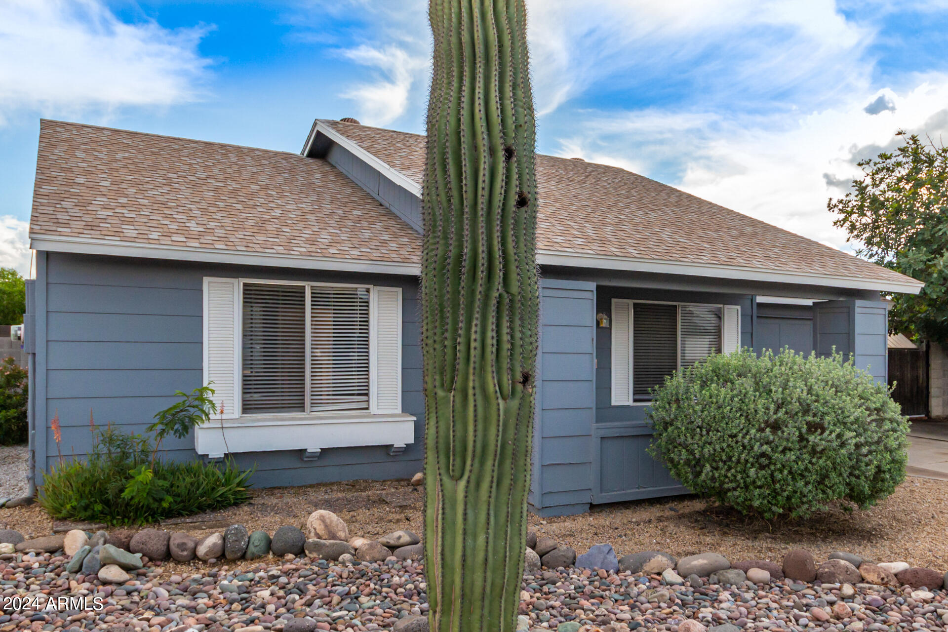 1311 W TONOPAH Drive