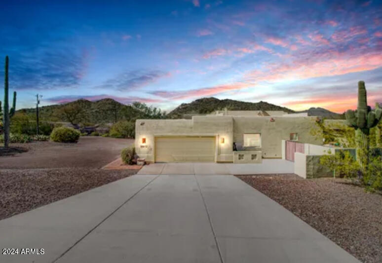 37012 N SUNSET Trail