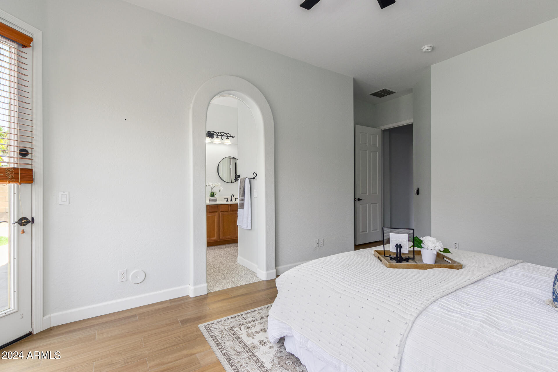 3010 W GLENHAVEN Drive