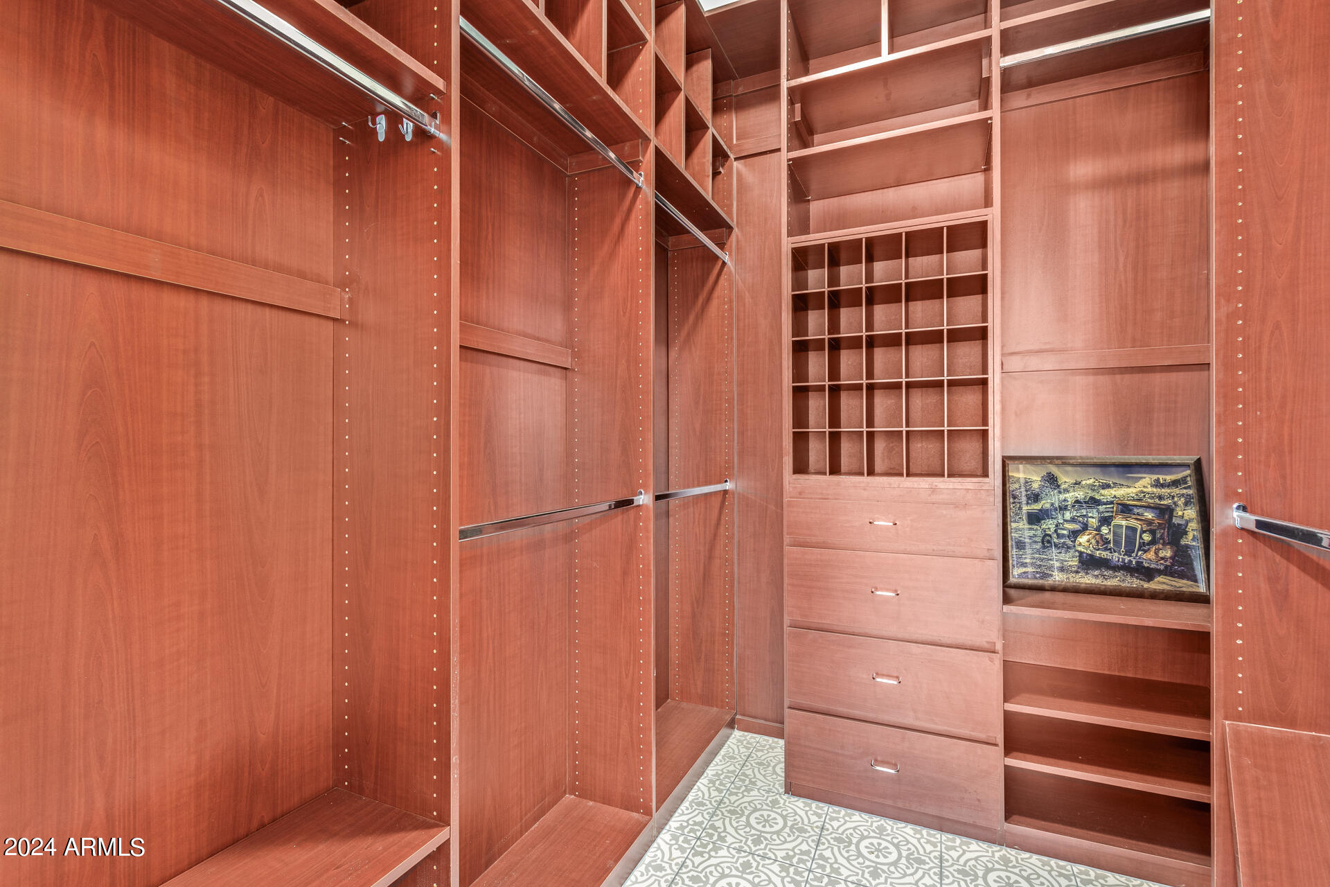 3010 W GLENHAVEN Drive