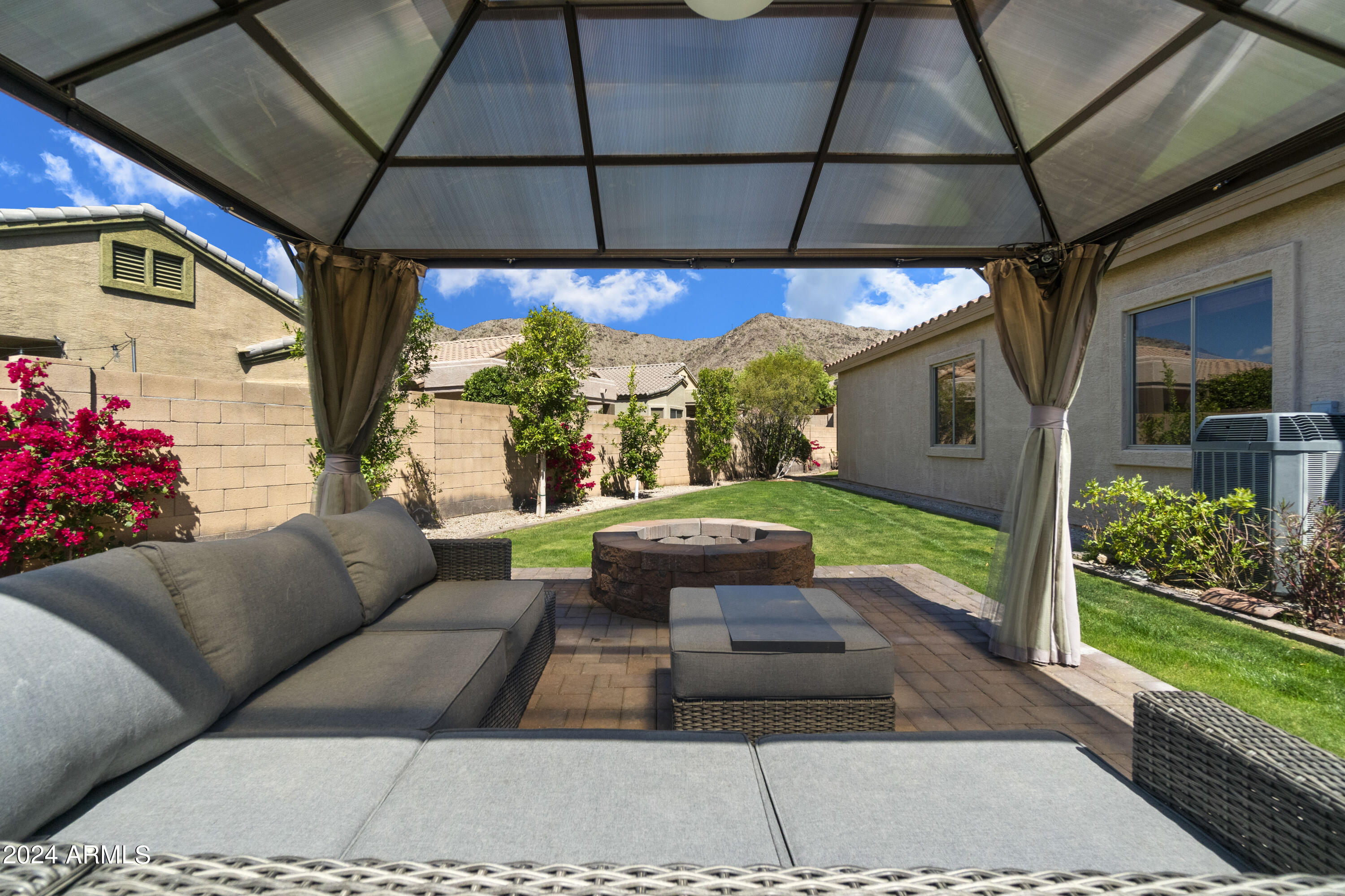 3010 W GLENHAVEN Drive