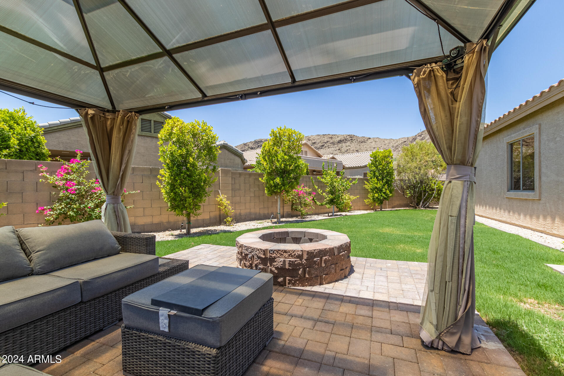 3010 W GLENHAVEN Drive