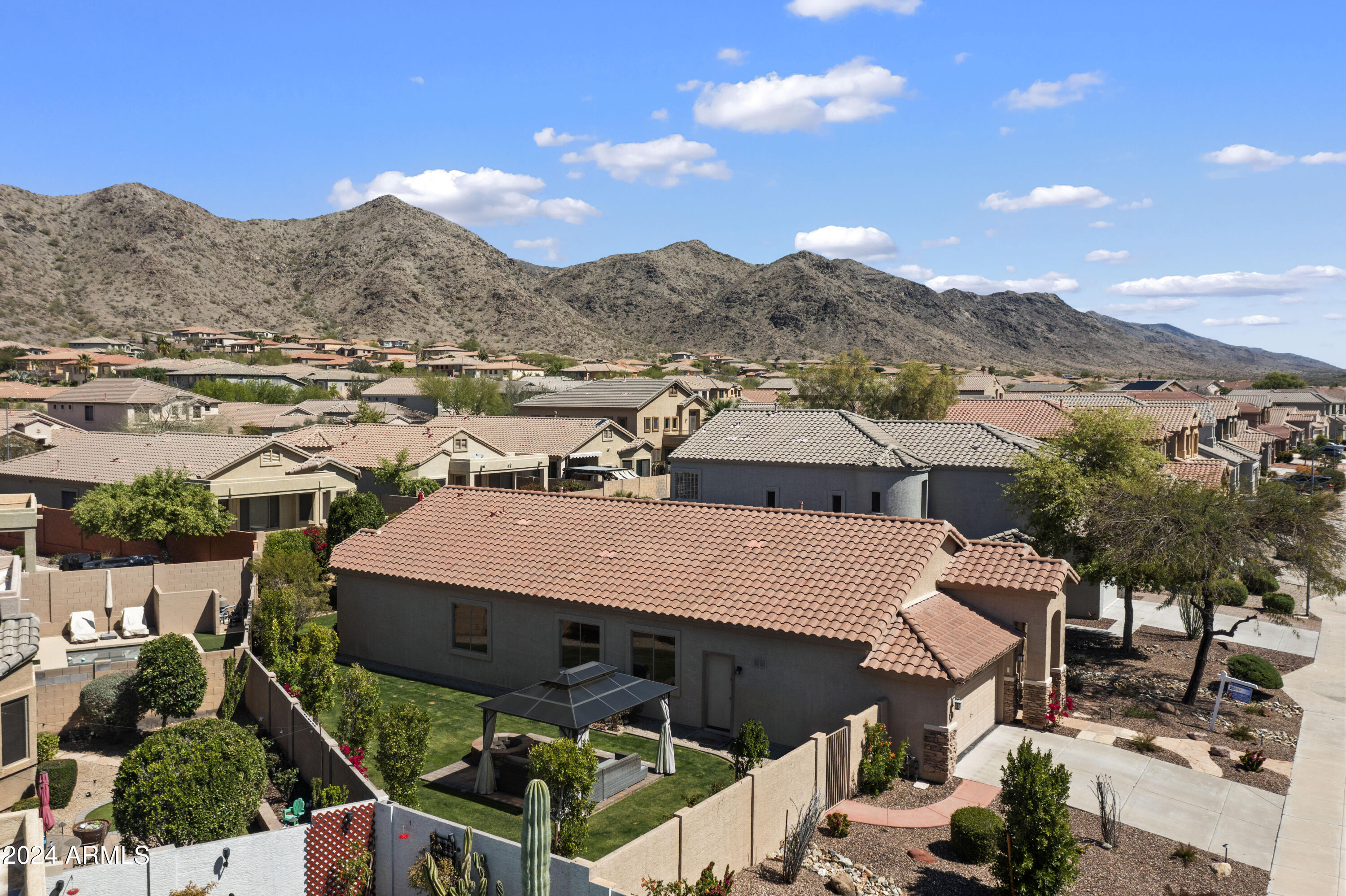 3010 W GLENHAVEN Drive