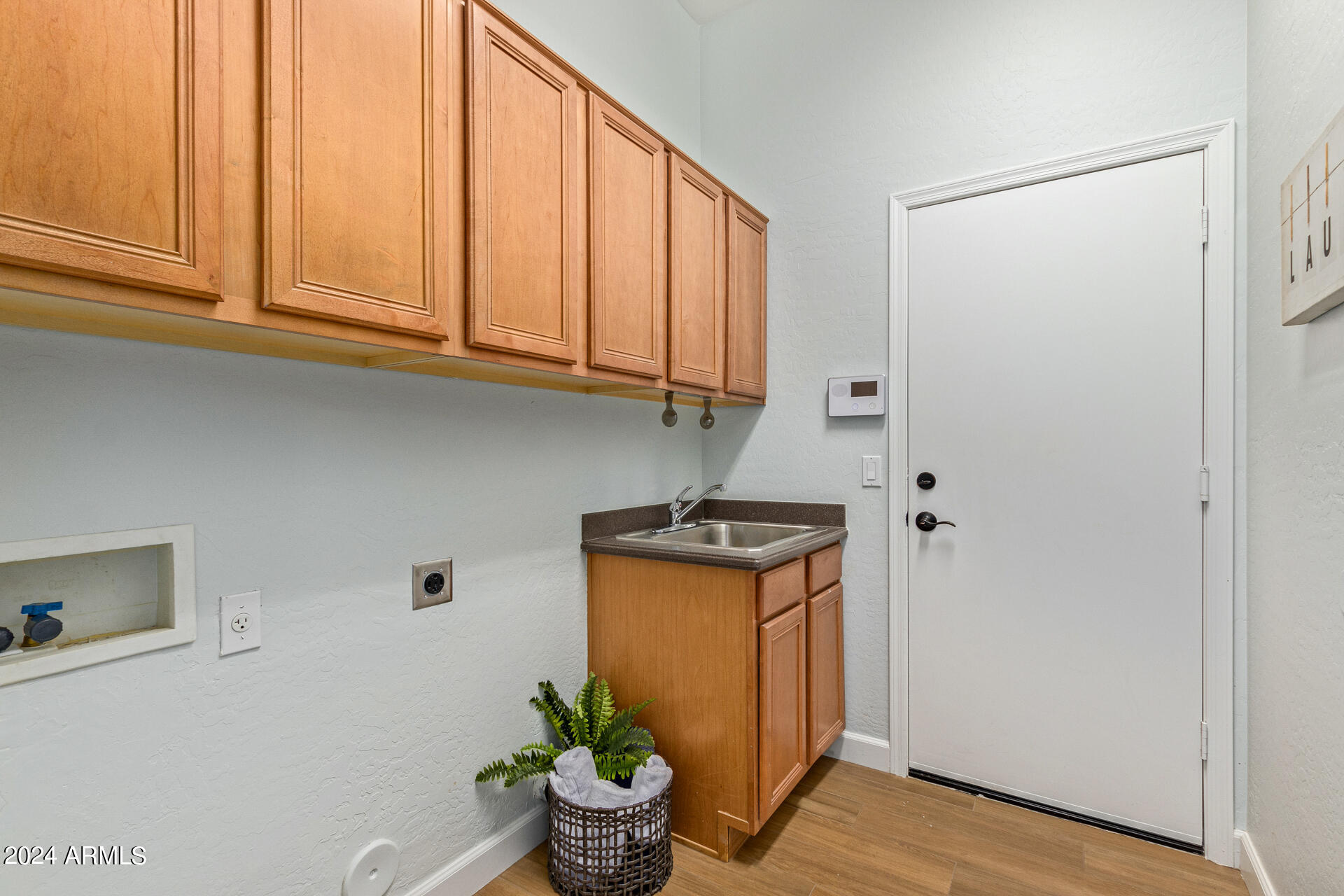 3010 W GLENHAVEN Drive