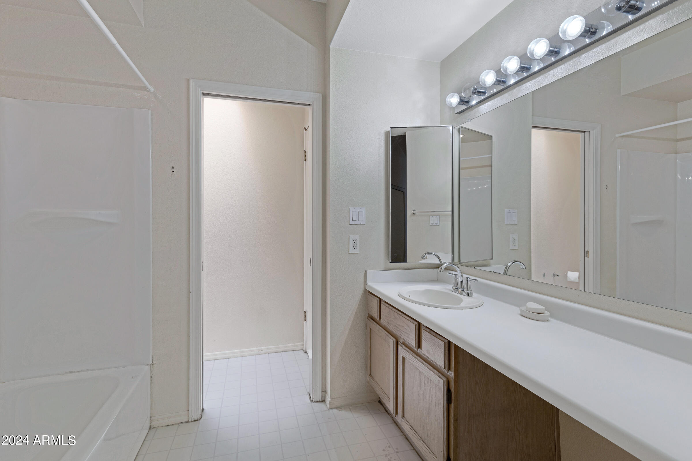 100 E FILLMORE Street # 209