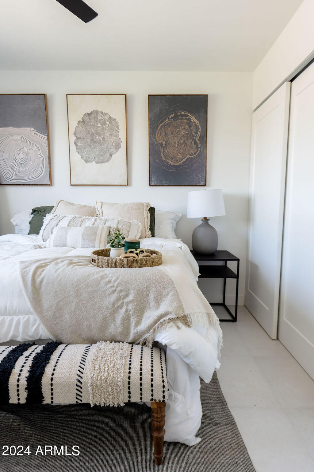 7834 E MORELAND Street