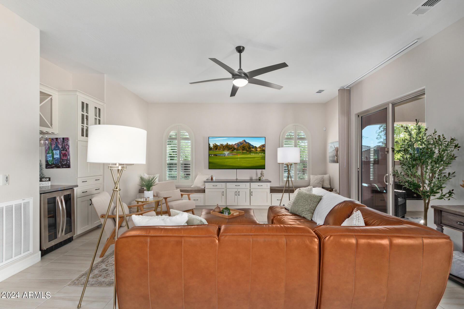 20945 W COLLEGE Drive