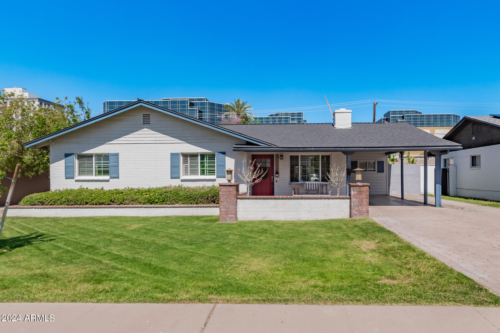 2452 E ELM Street