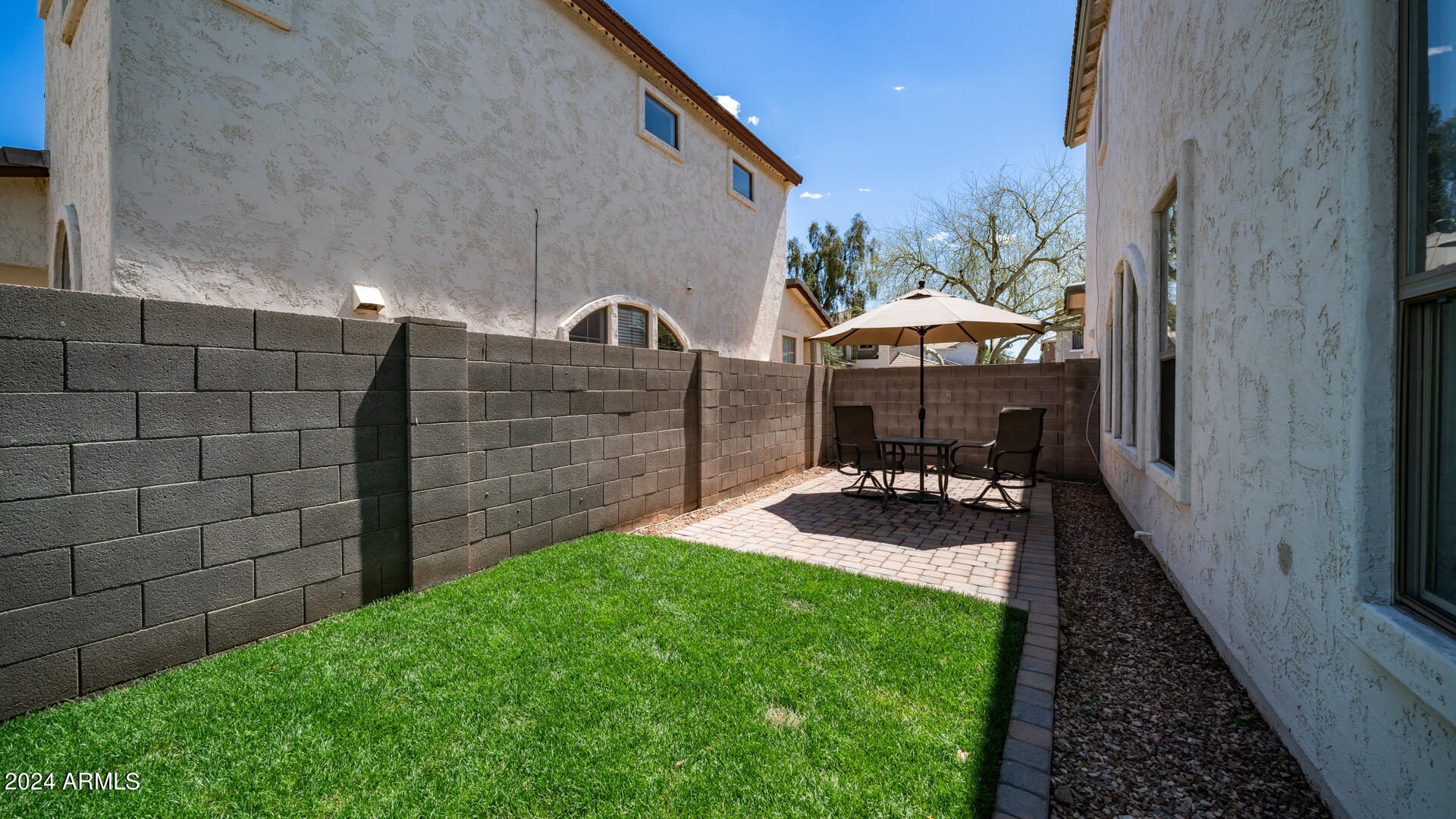 3634 E Sundance Avenue